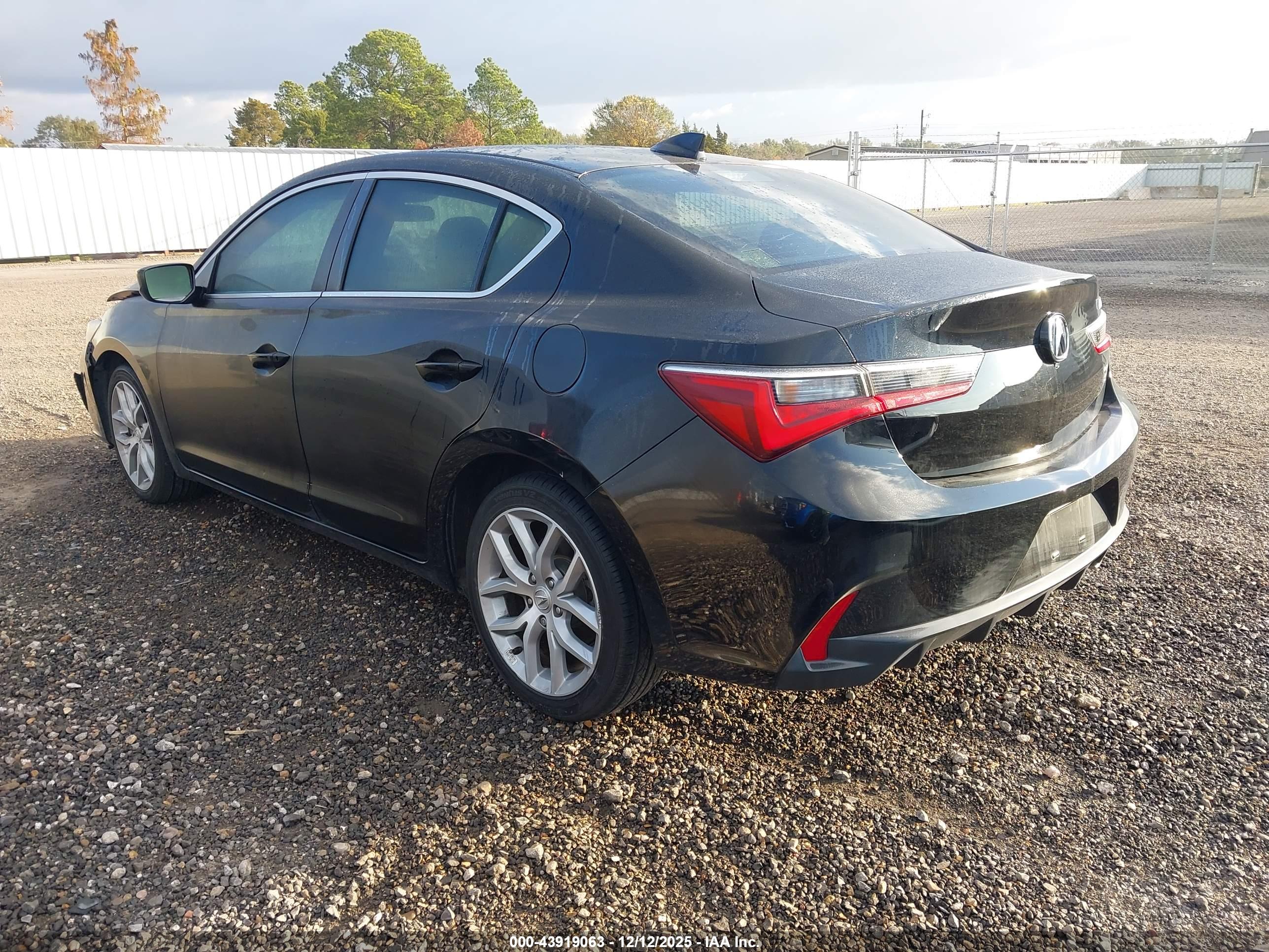 ACURA ILX image 3