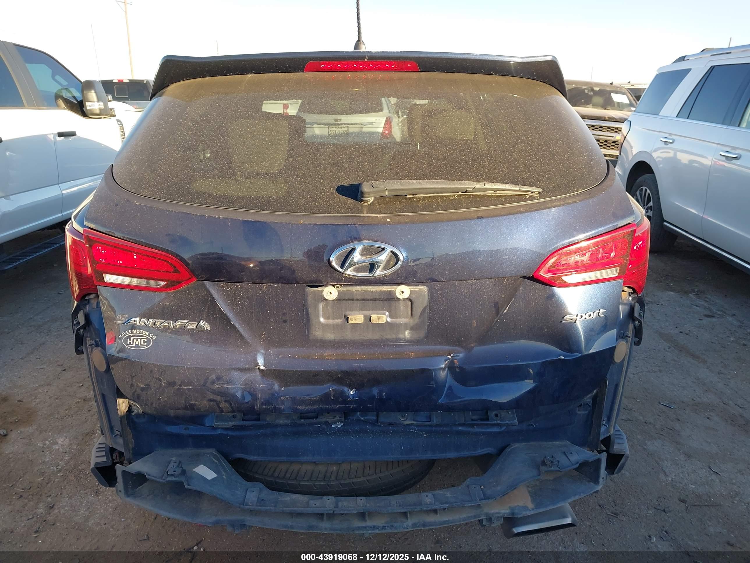 HYUNDAI SANTA image 6