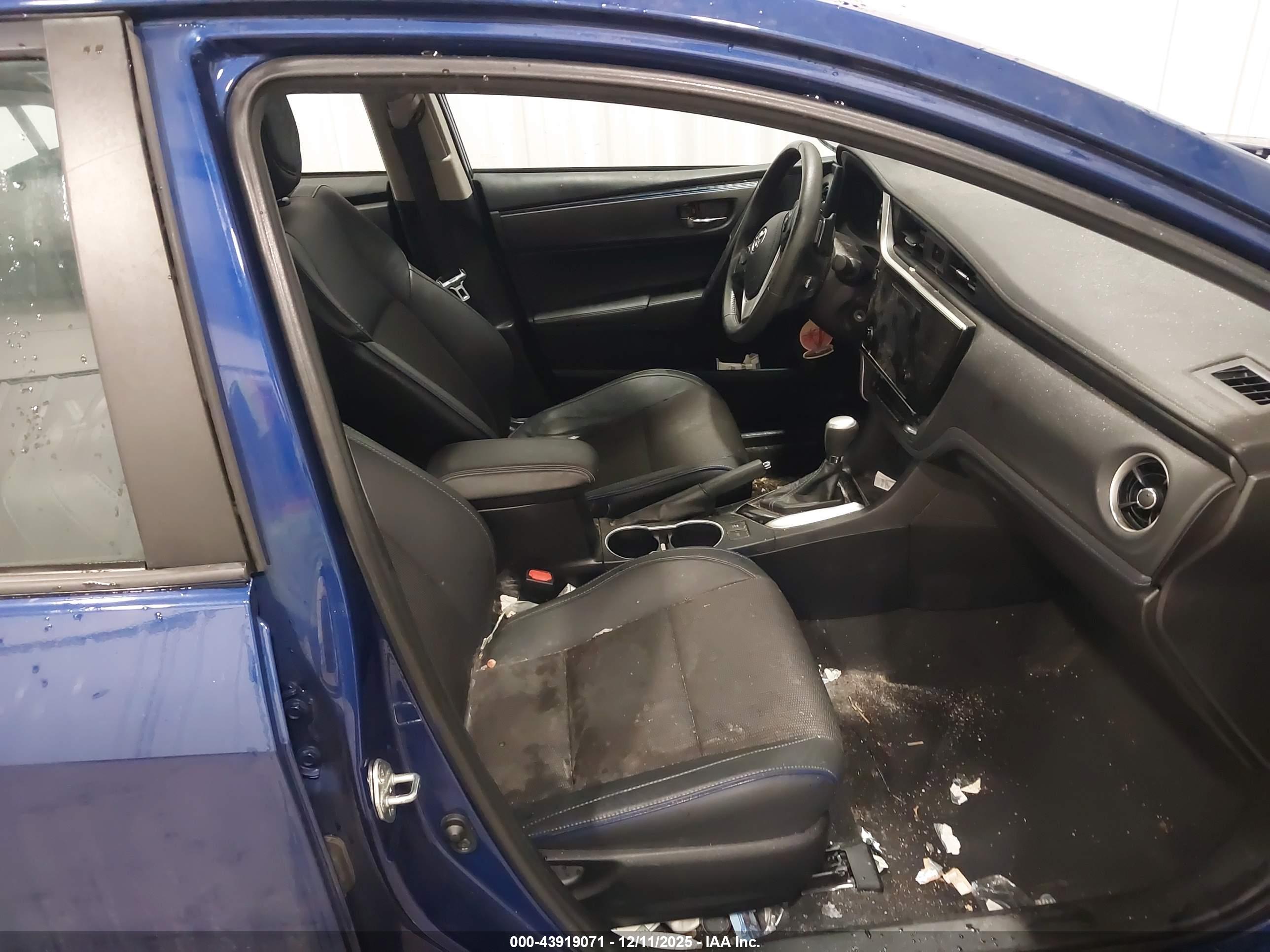 TOYOTA COROLLA image 5