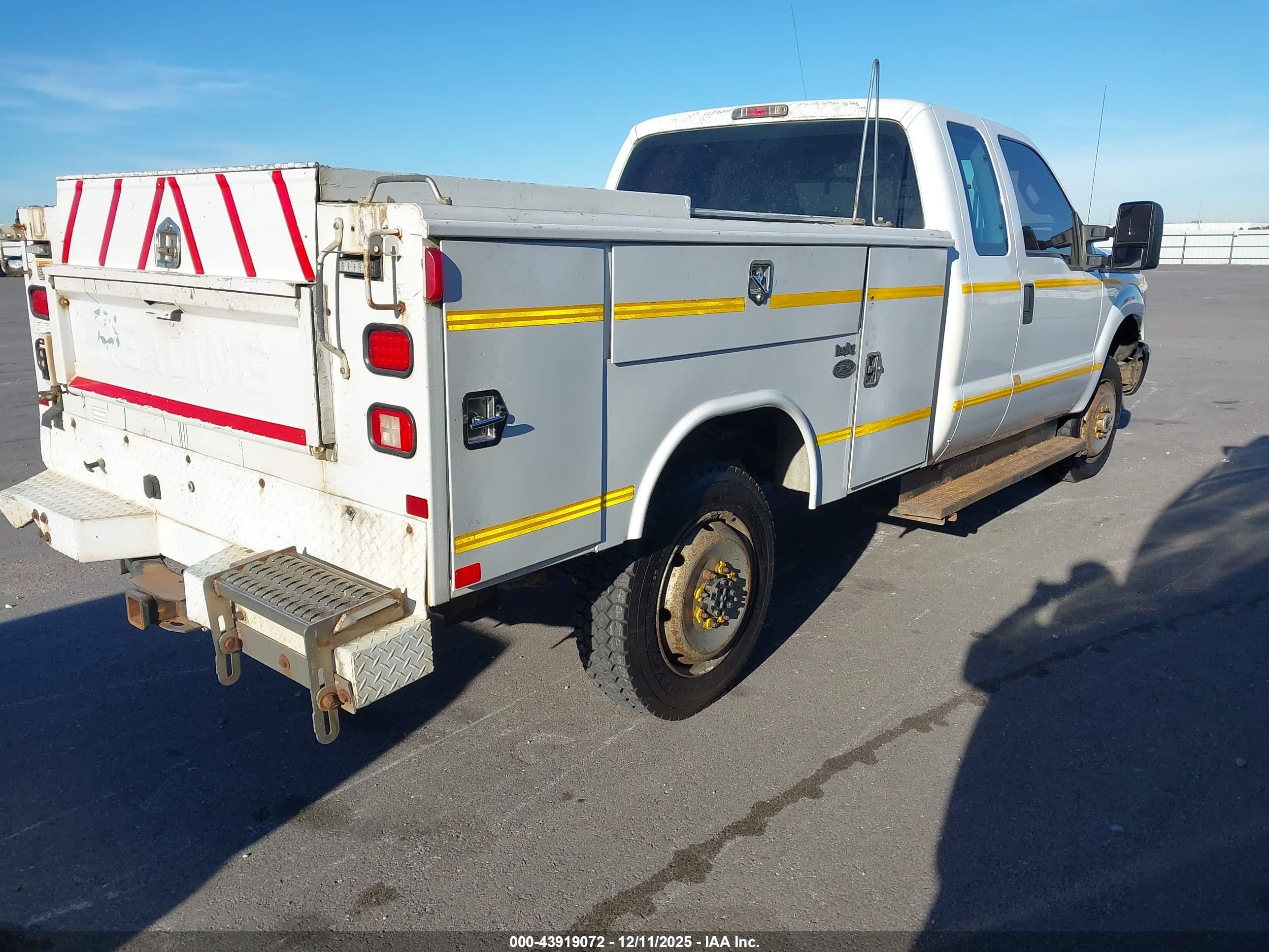 FORD F-250 image 4