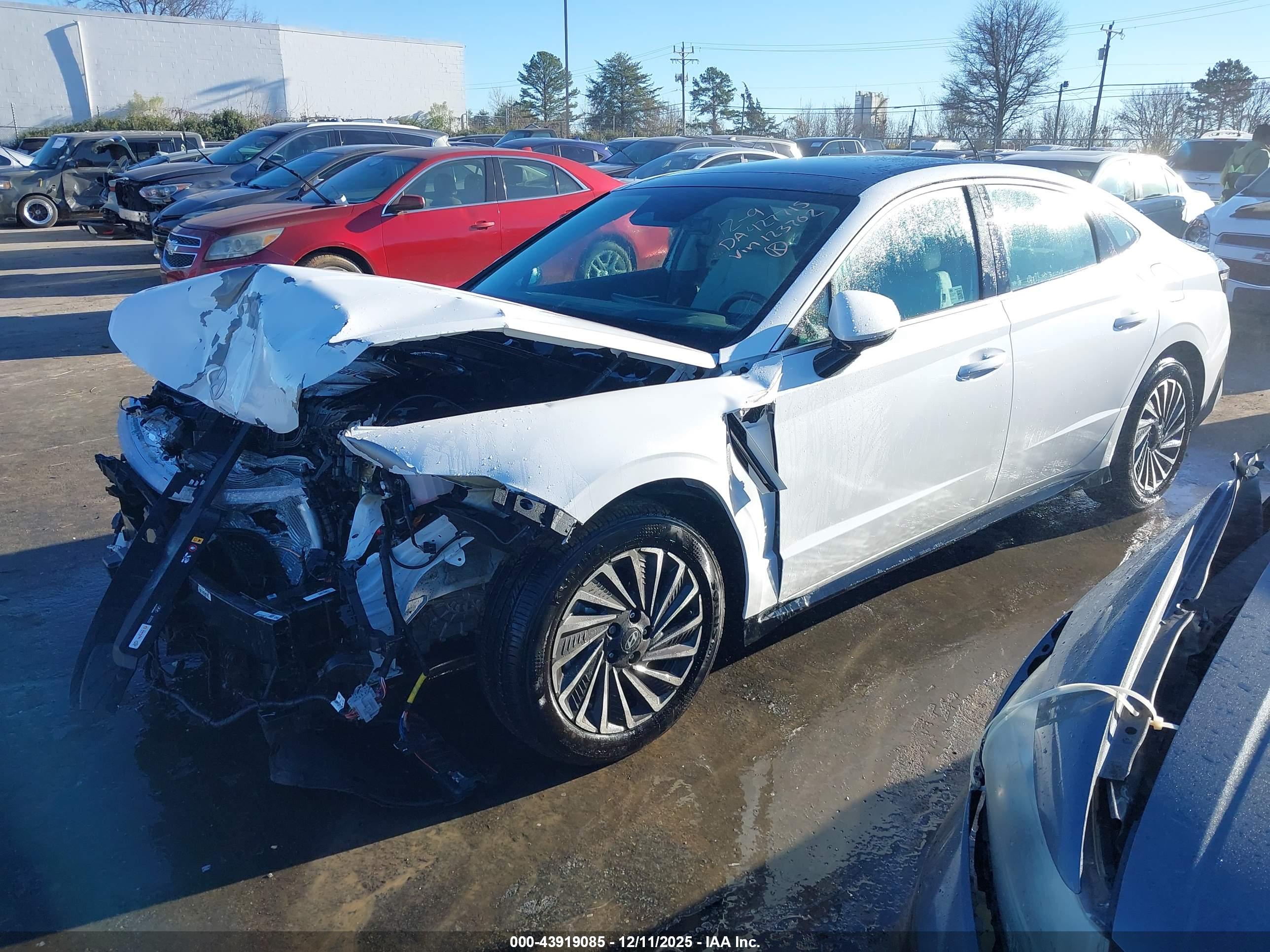 HYUNDAI SONATA image 2