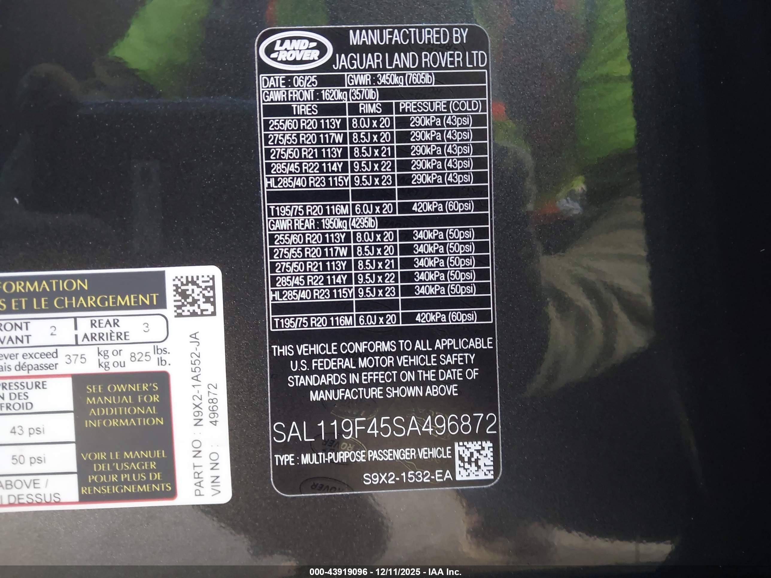 LAND ROVER image 9