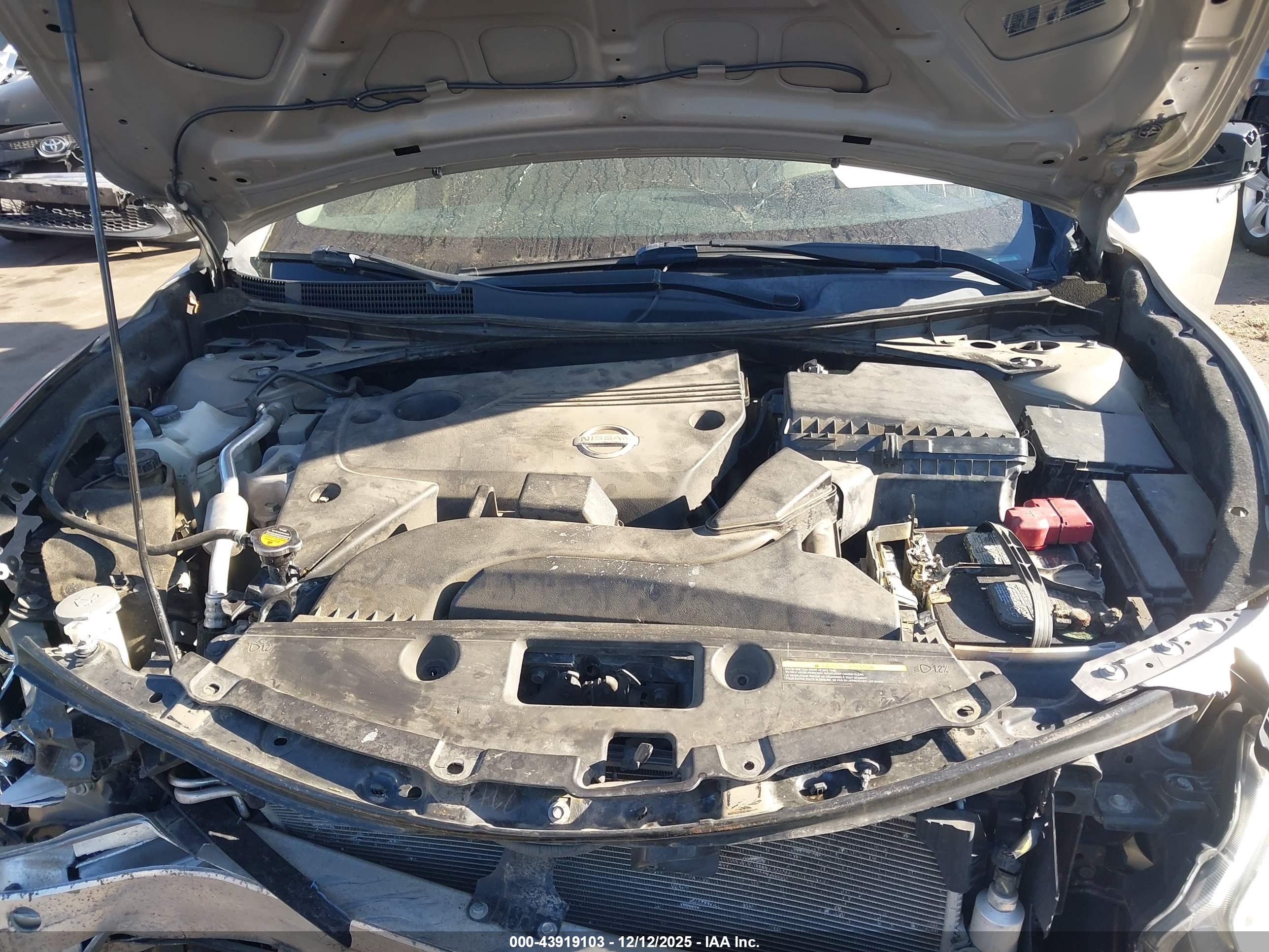 NISSAN ALTIMA image 10