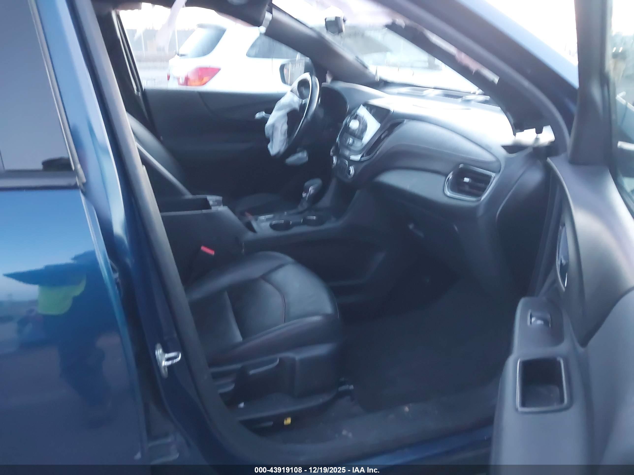 CHEVROLET EQUINOX image 5