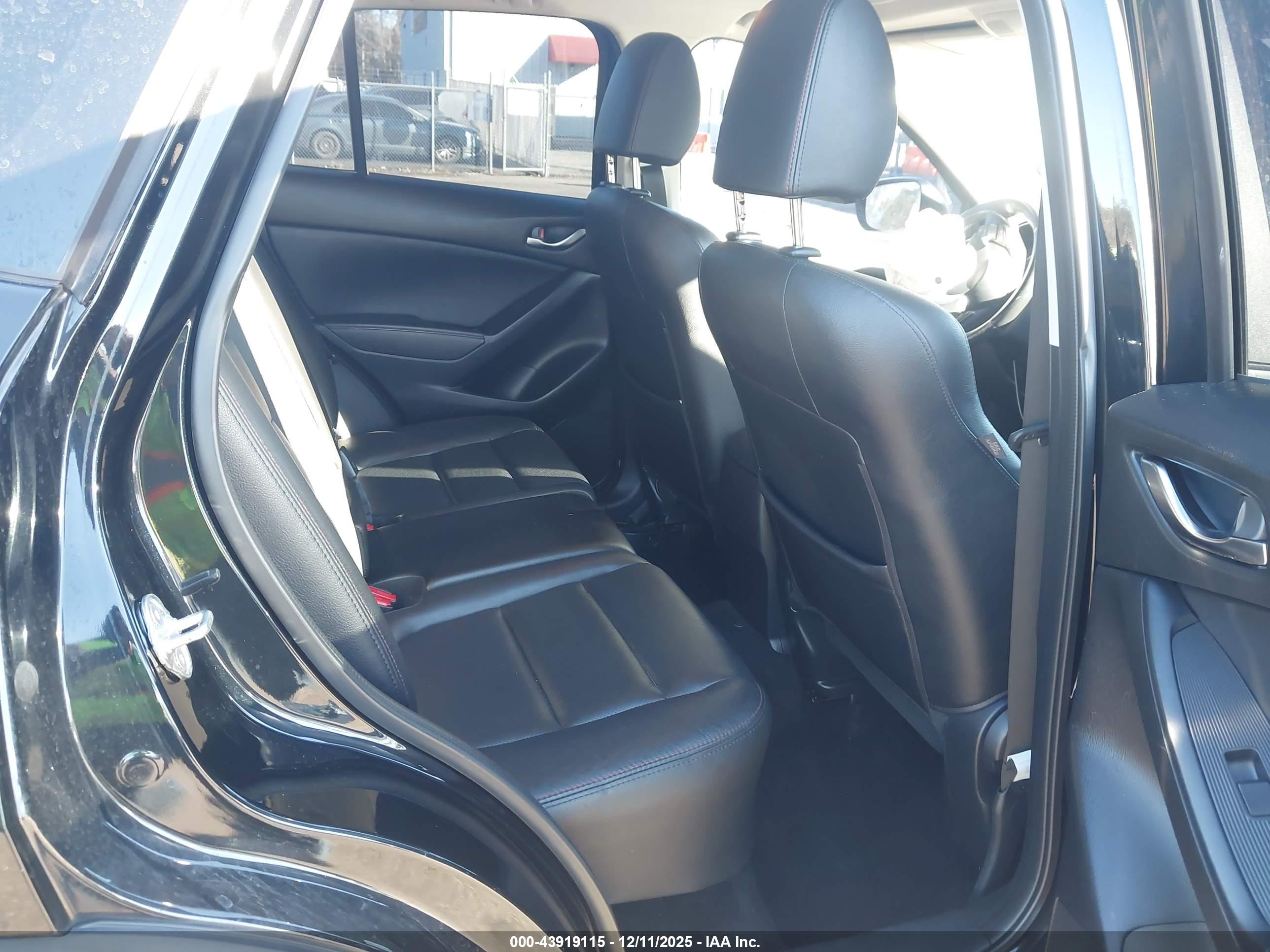 MAZDA CX-5 image 8