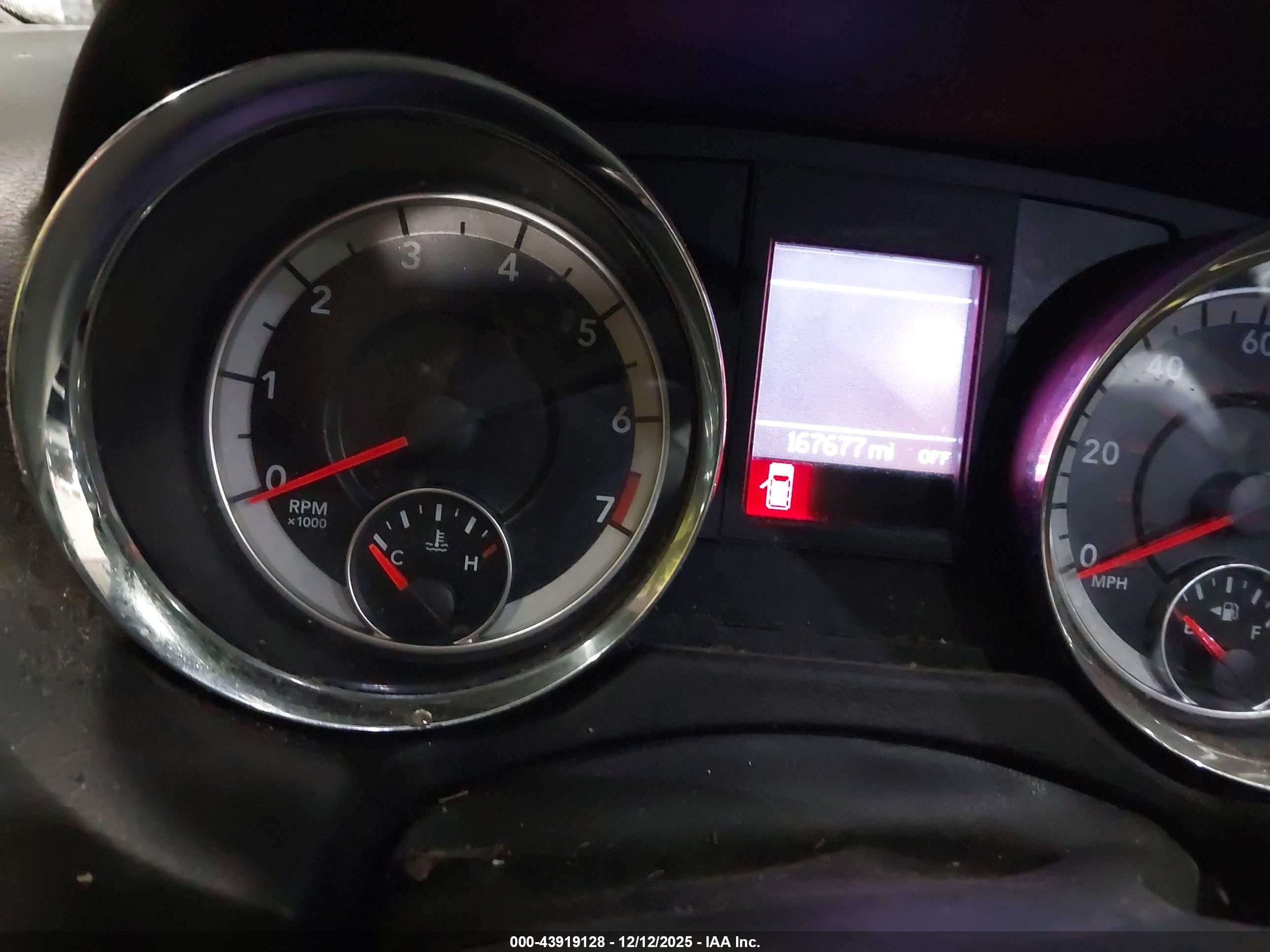 DODGE GRAND image 7