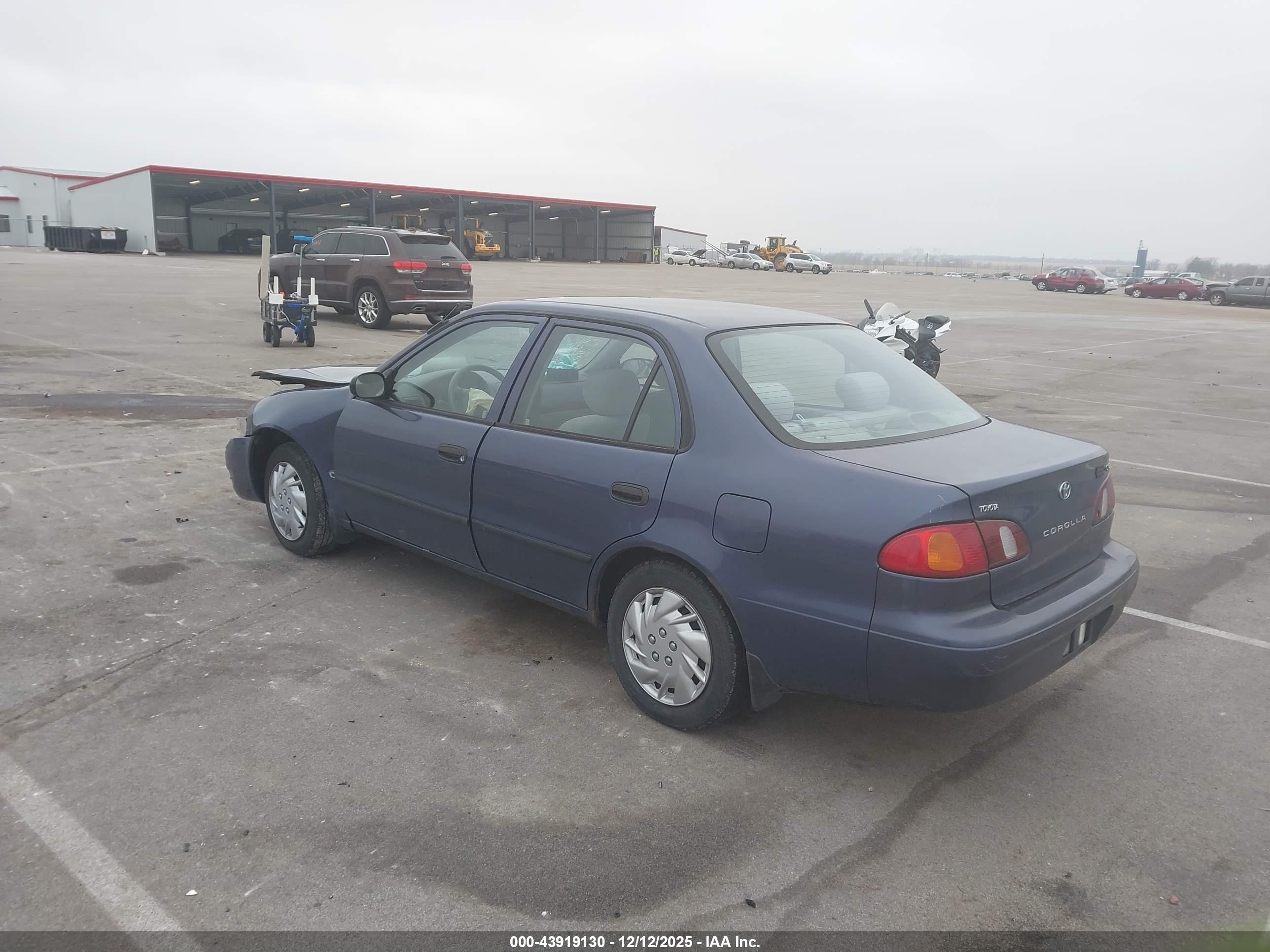 TOYOTA COROLLA image 3