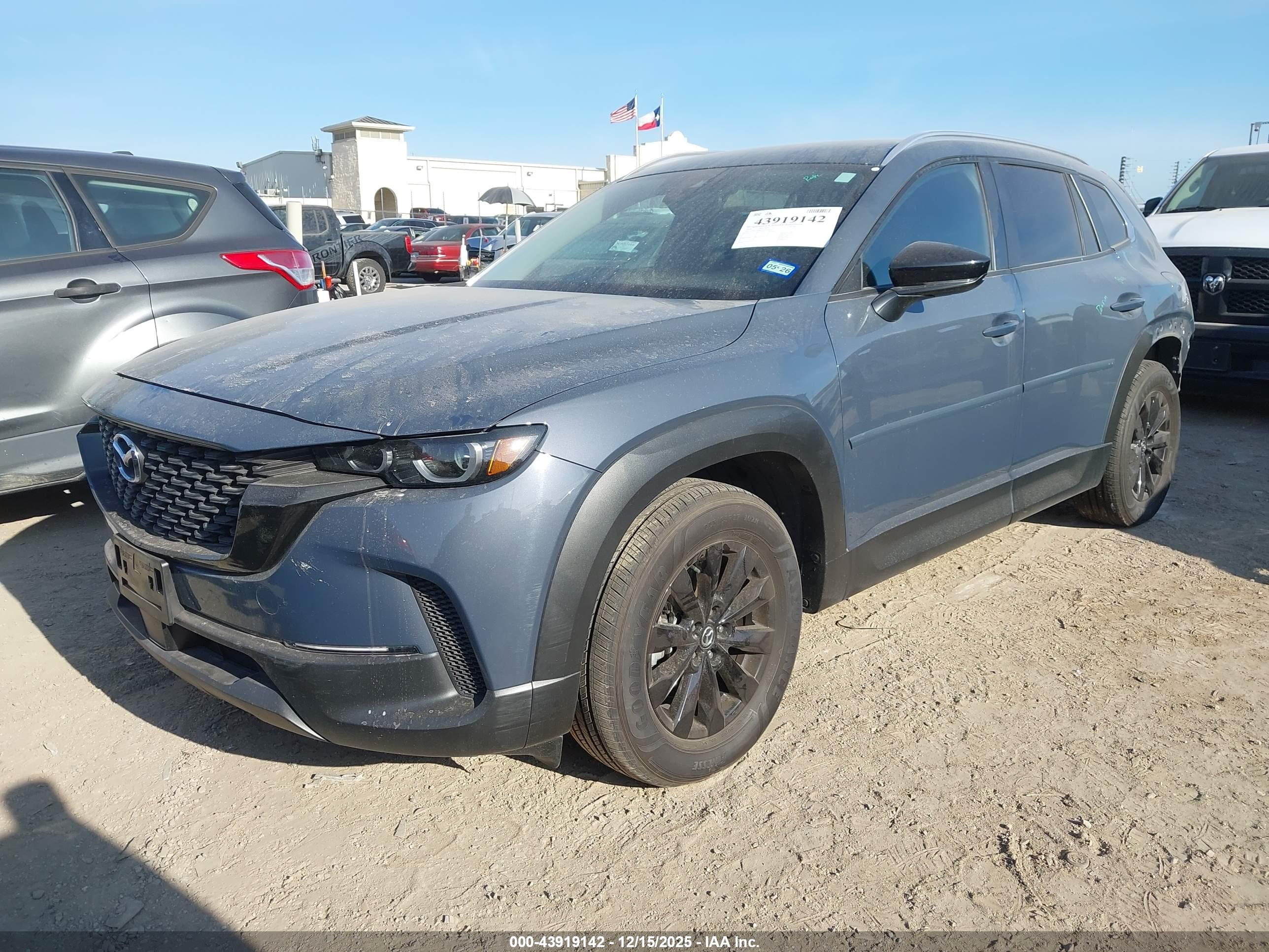 MAZDA CX-50 image 2