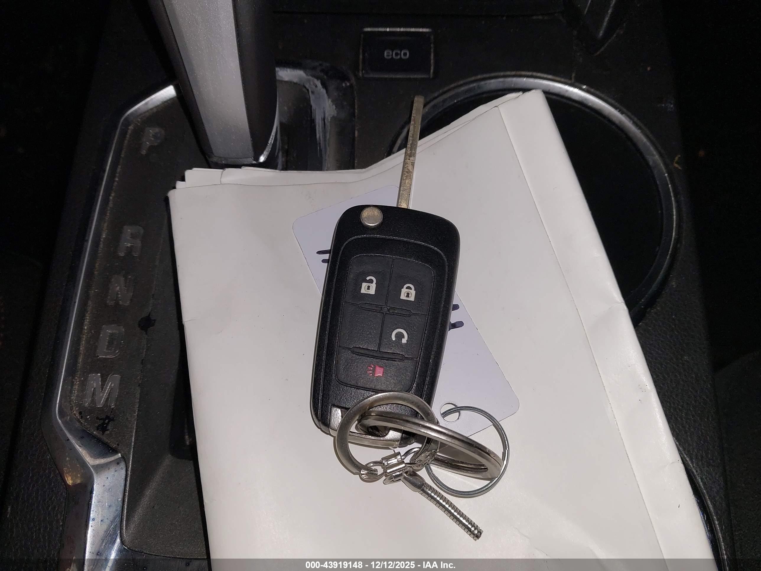 CHEVROLET EQUINOX image 11