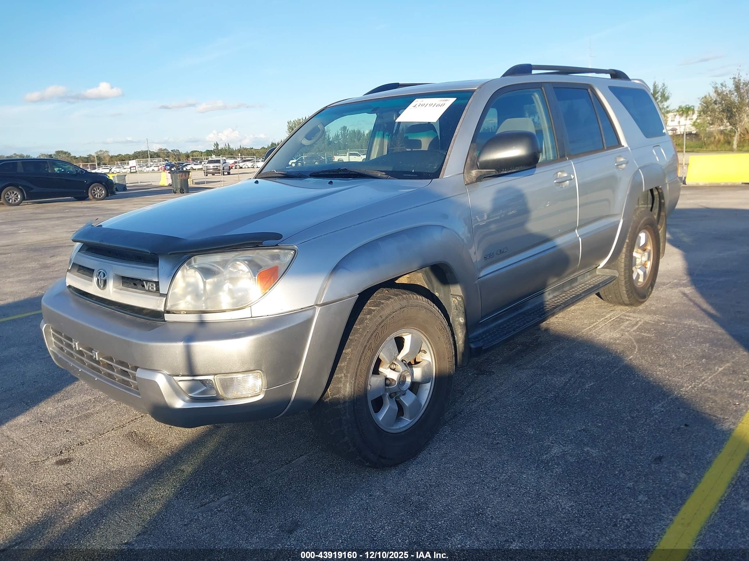 TOYOTA 4RUNNER image 2