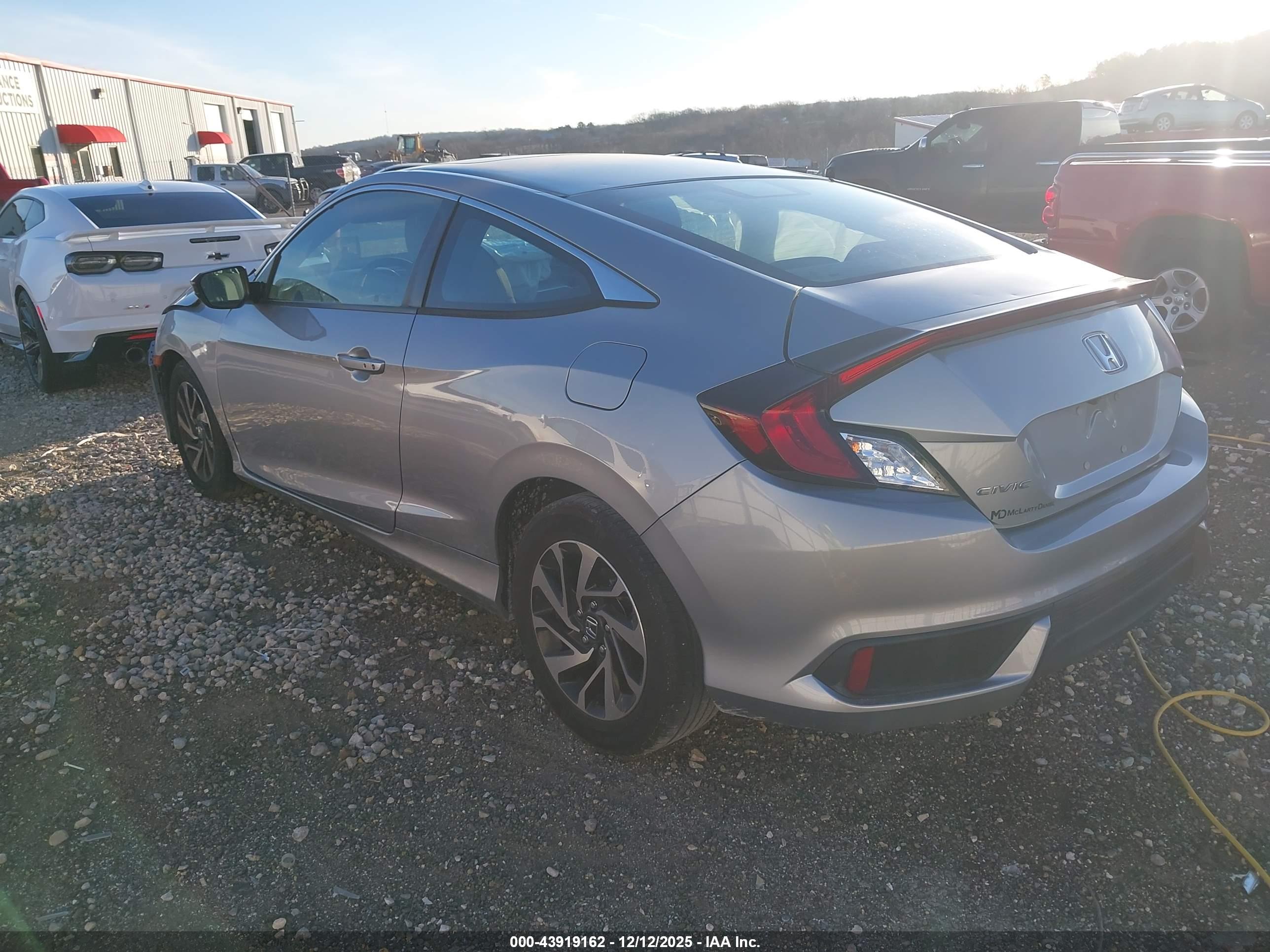 HONDA CIVIC image 3