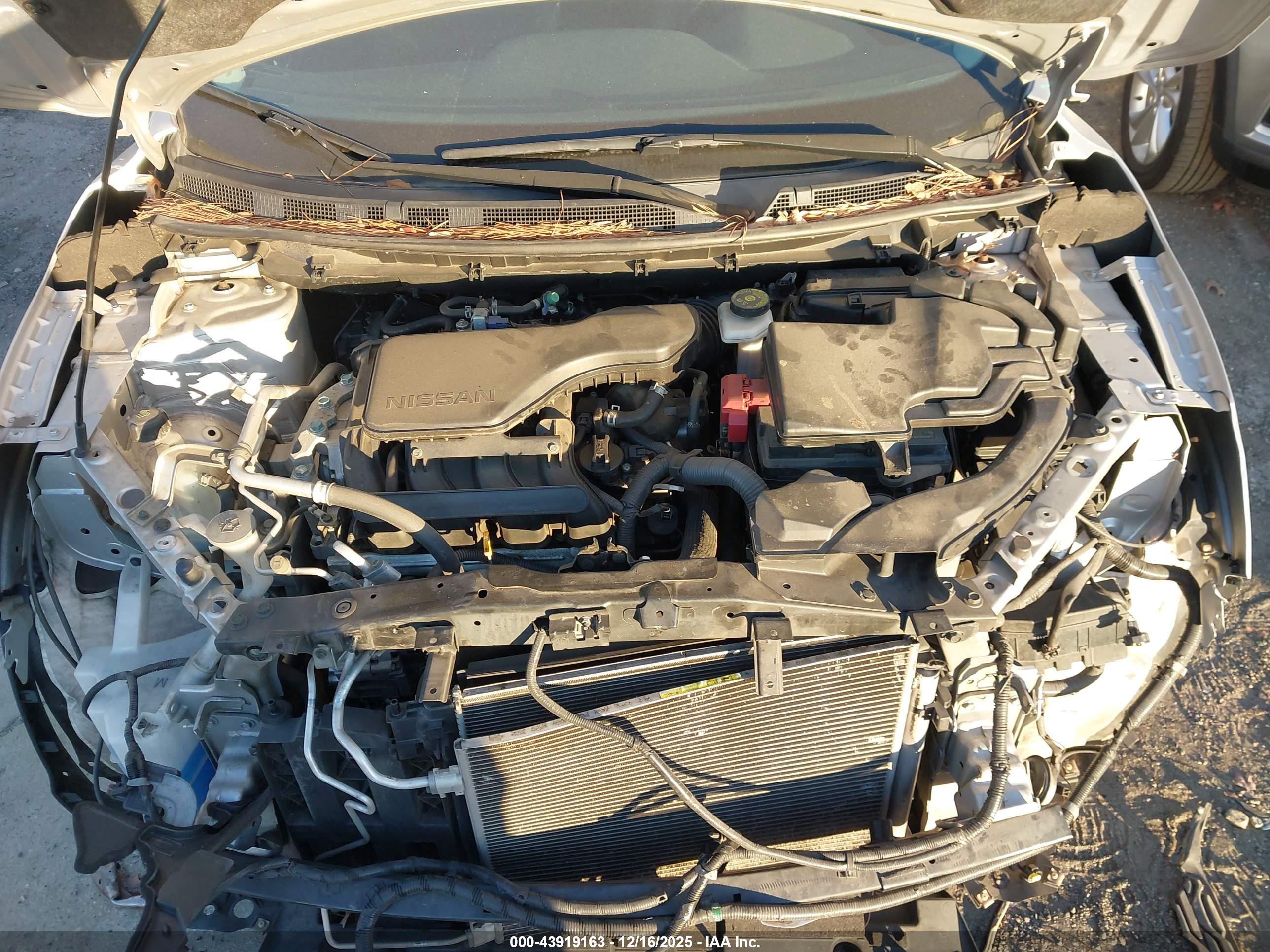 NISSAN ROGUE image 10