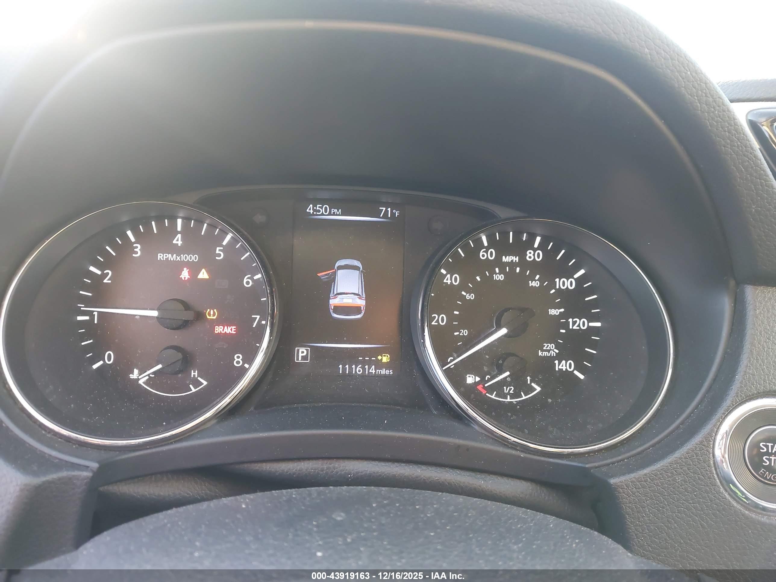 NISSAN ROGUE image 7