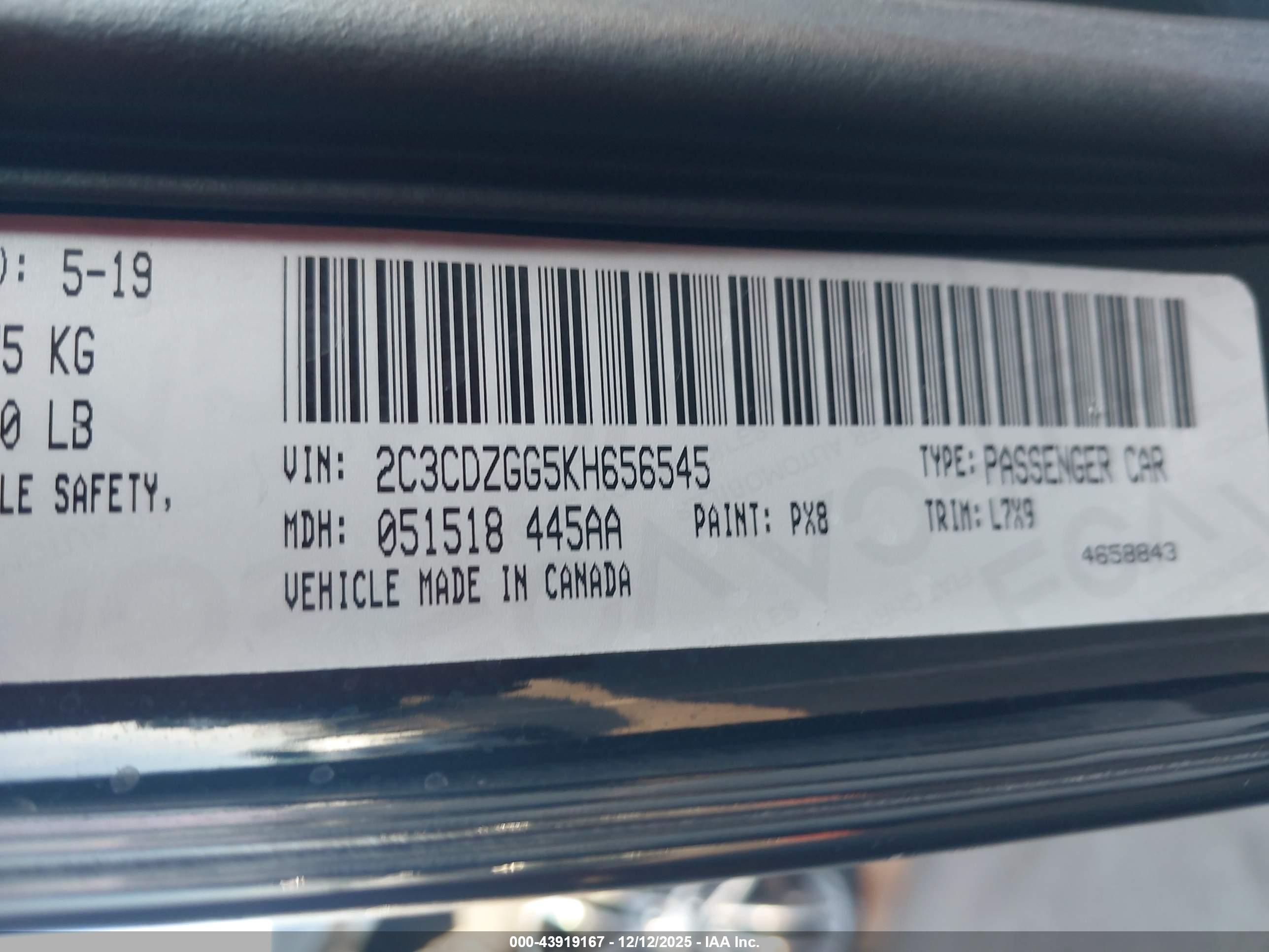 DODGE CHALLENGER image 9