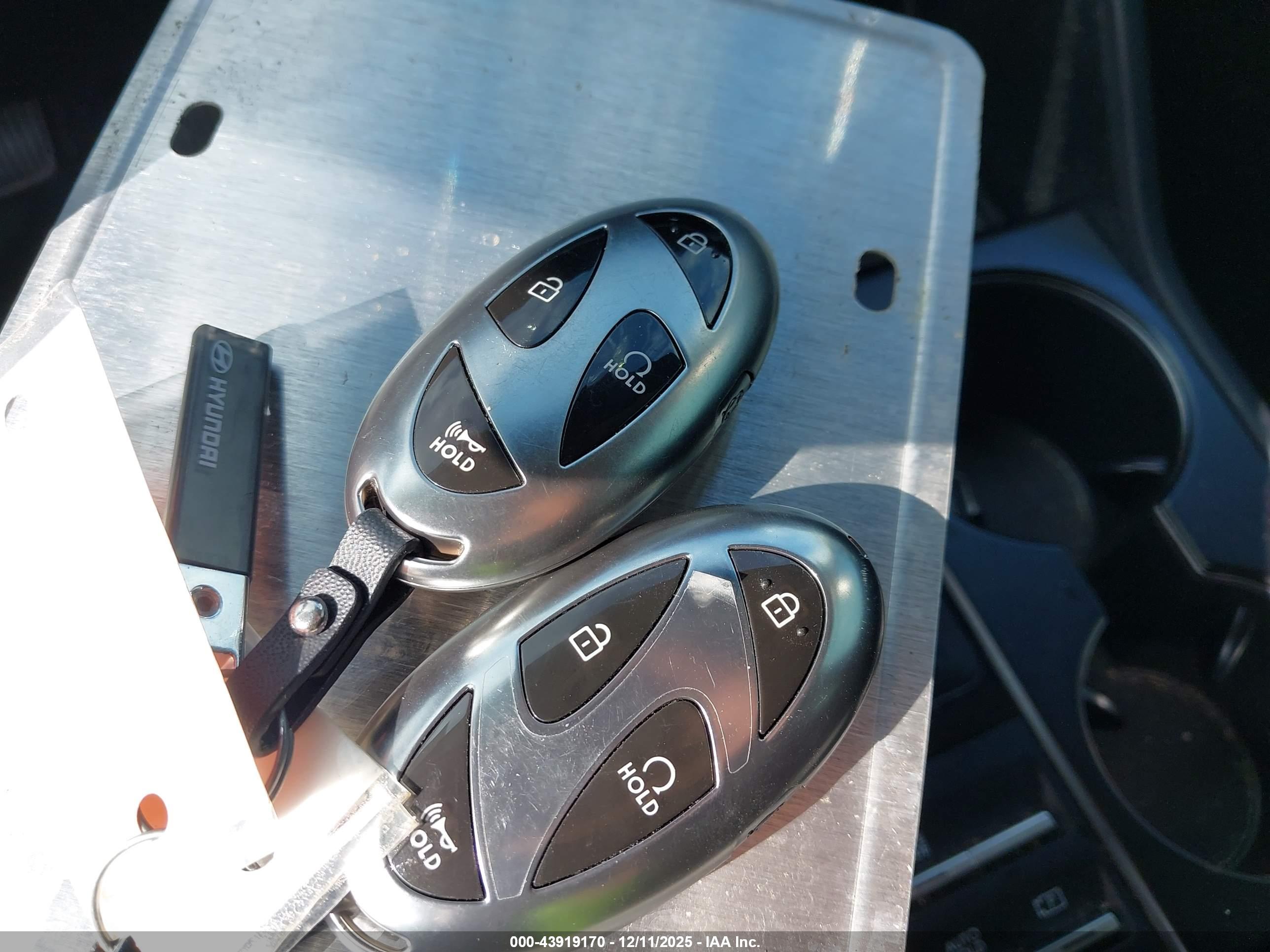 HYUNDAI SONATA image 11