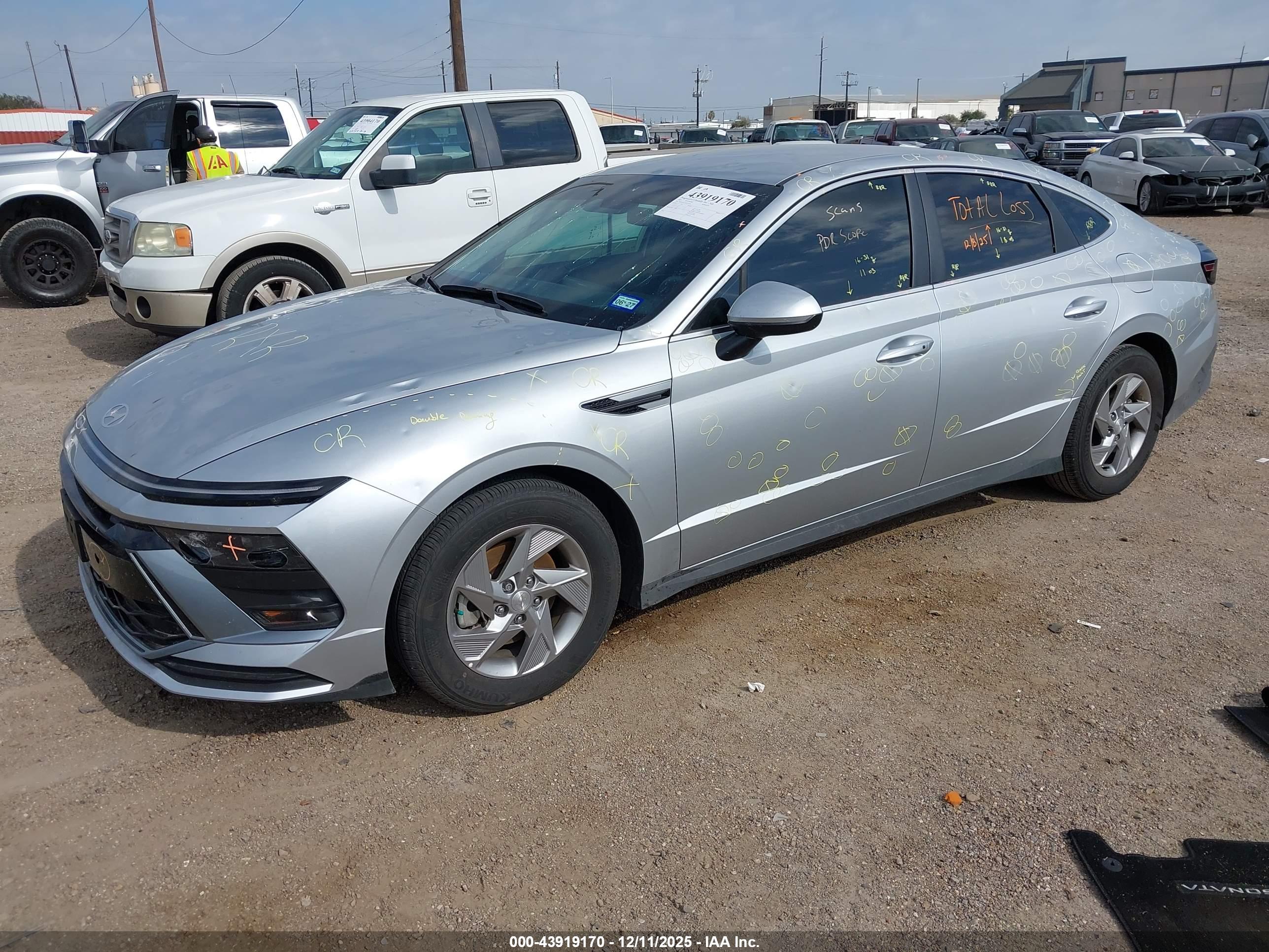 HYUNDAI SONATA image 2