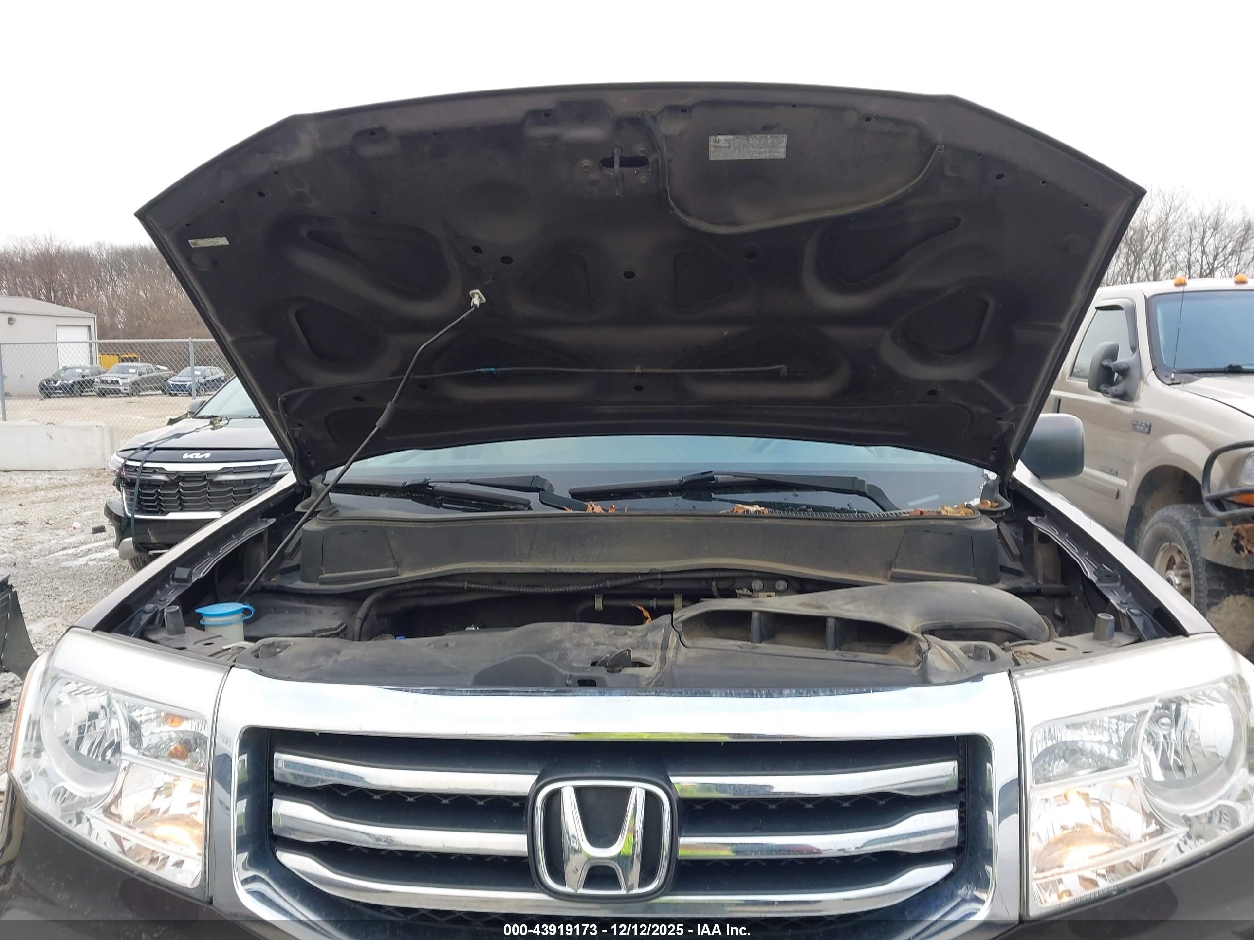 HONDA PILOT image 10