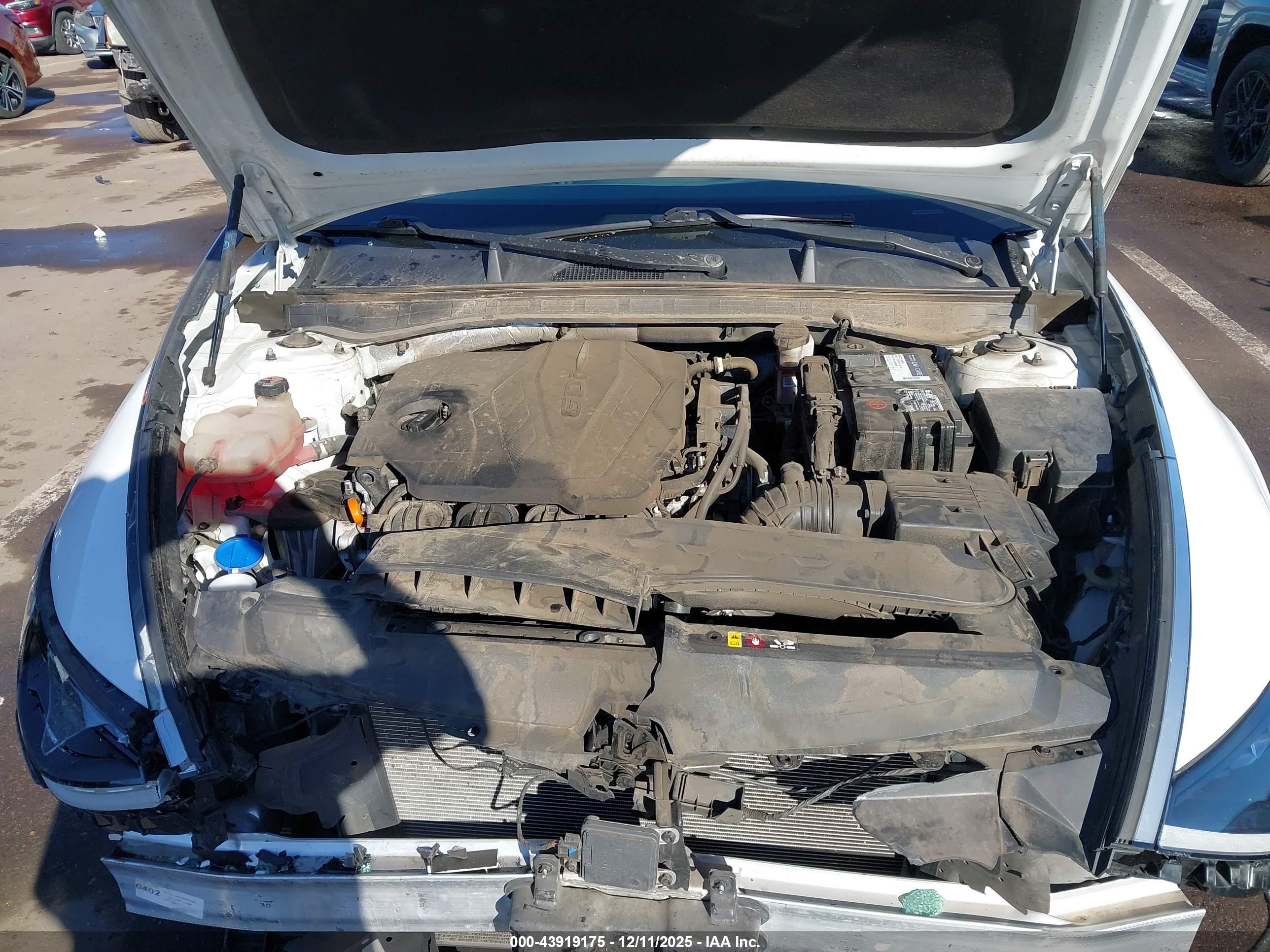 HYUNDAI SONATA image 10
