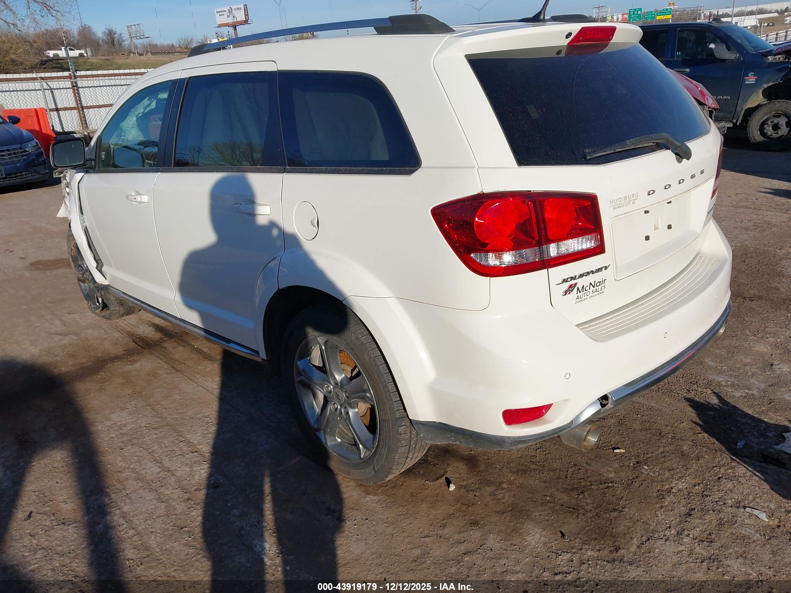 DODGE JOURNEY image 3