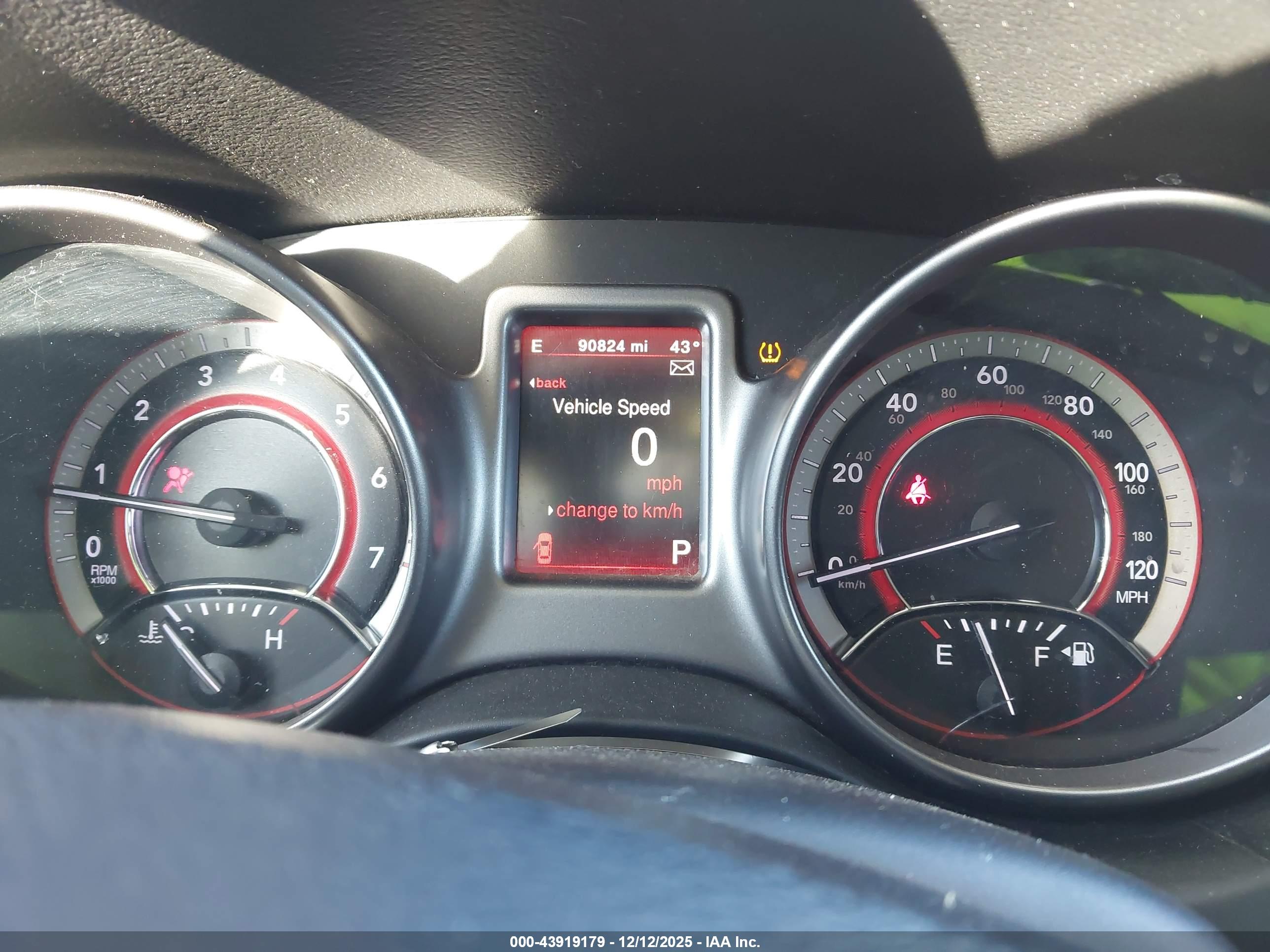 DODGE JOURNEY image 7
