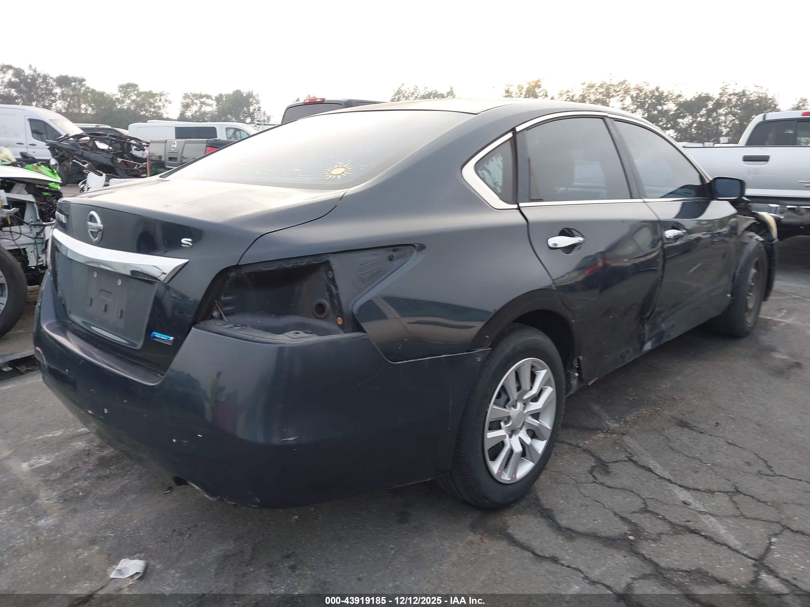 NISSAN ALTIMA image 4