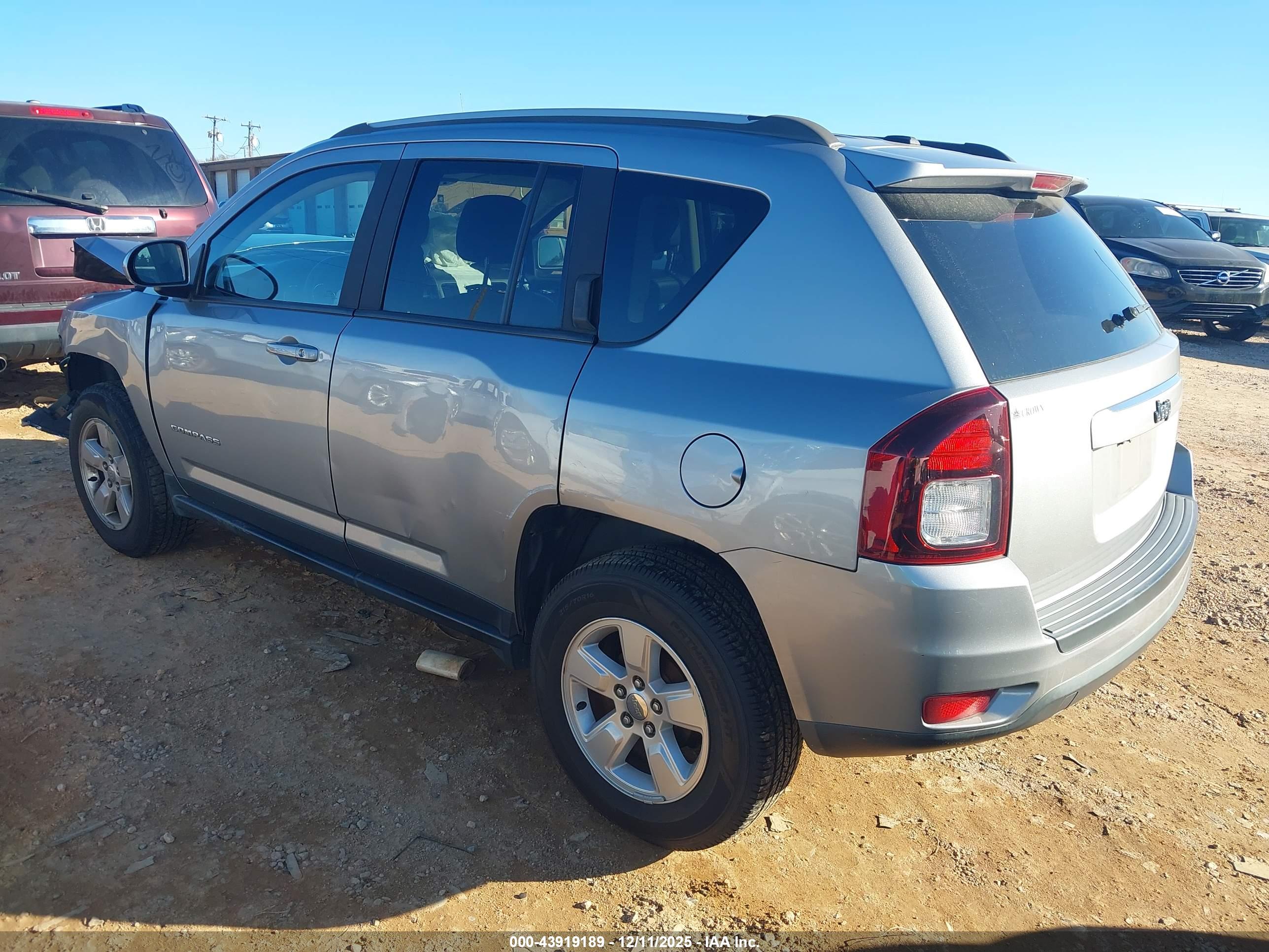 JEEP COMPASS image 3