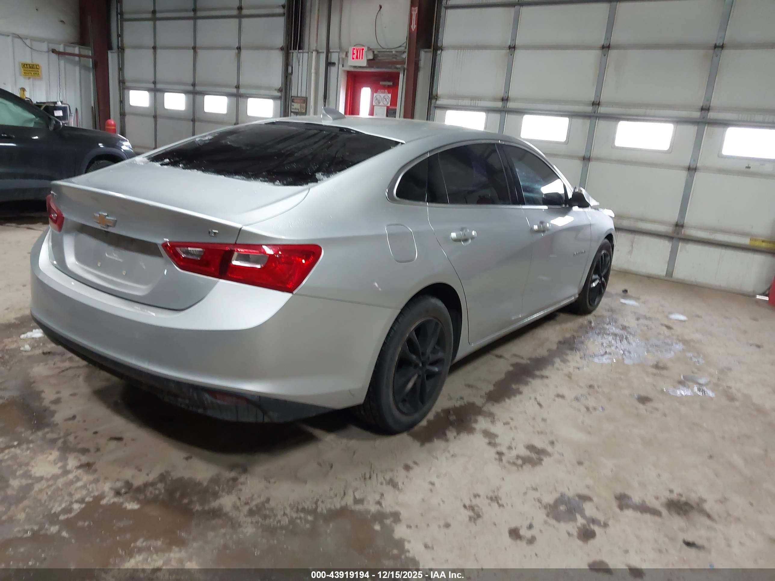 CHEVROLET MALIBU image 4