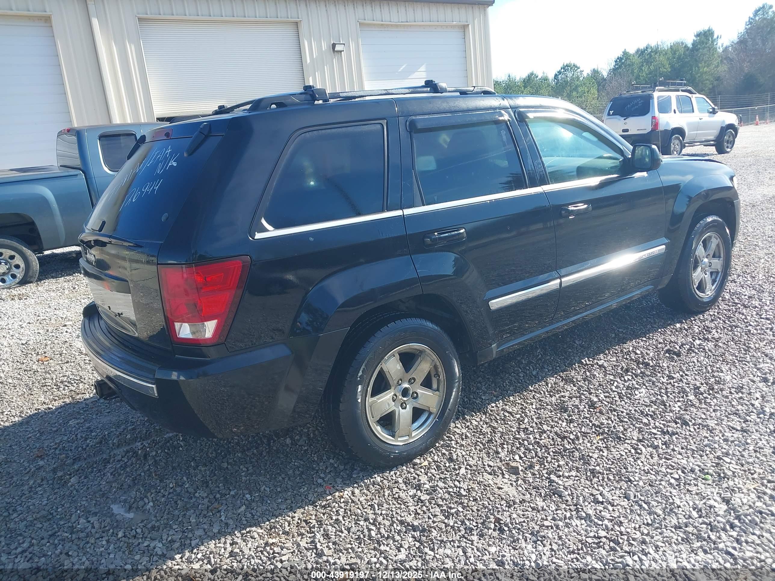 JEEP GRAND image 4