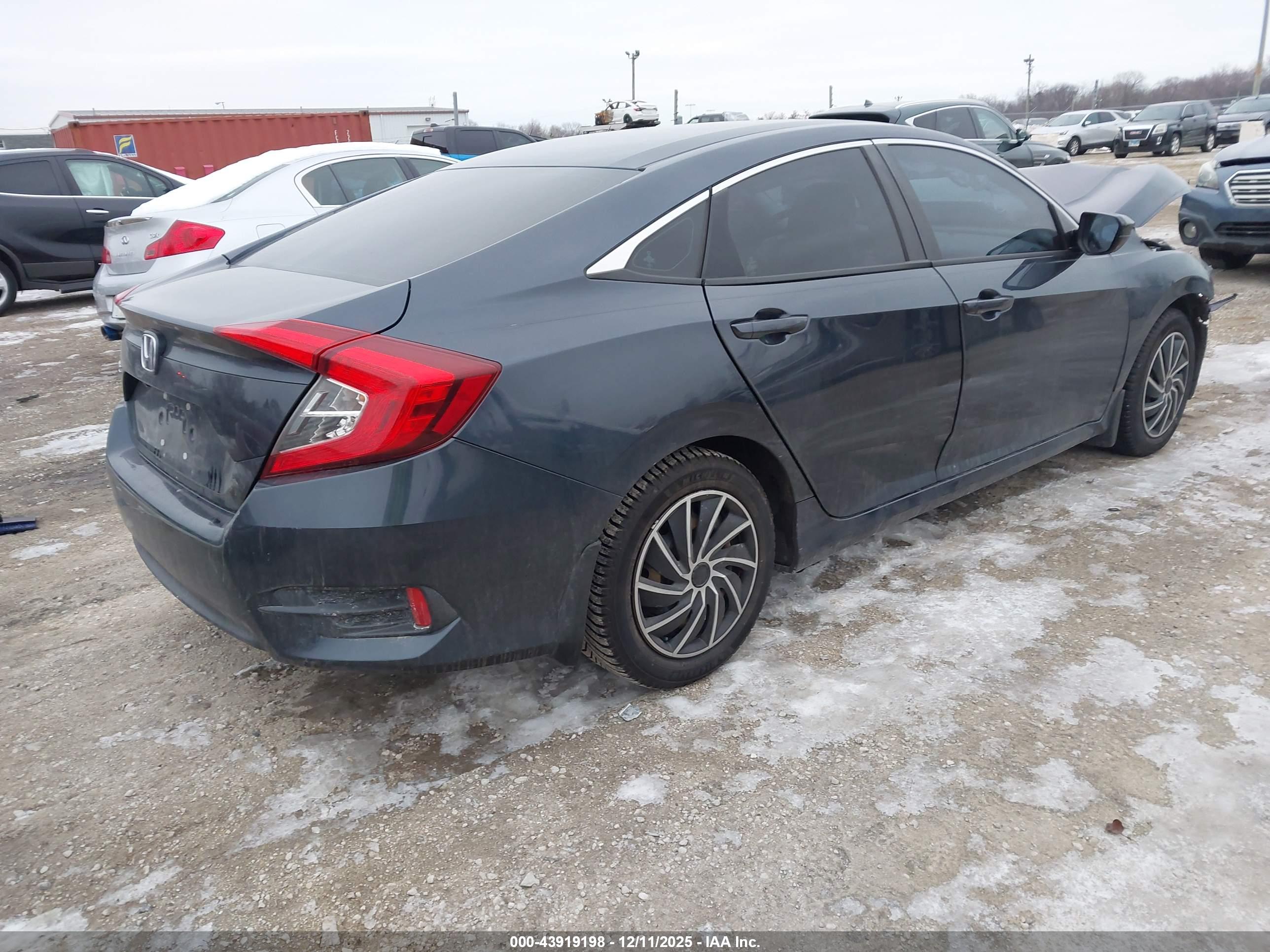 HONDA CIVIC image 4