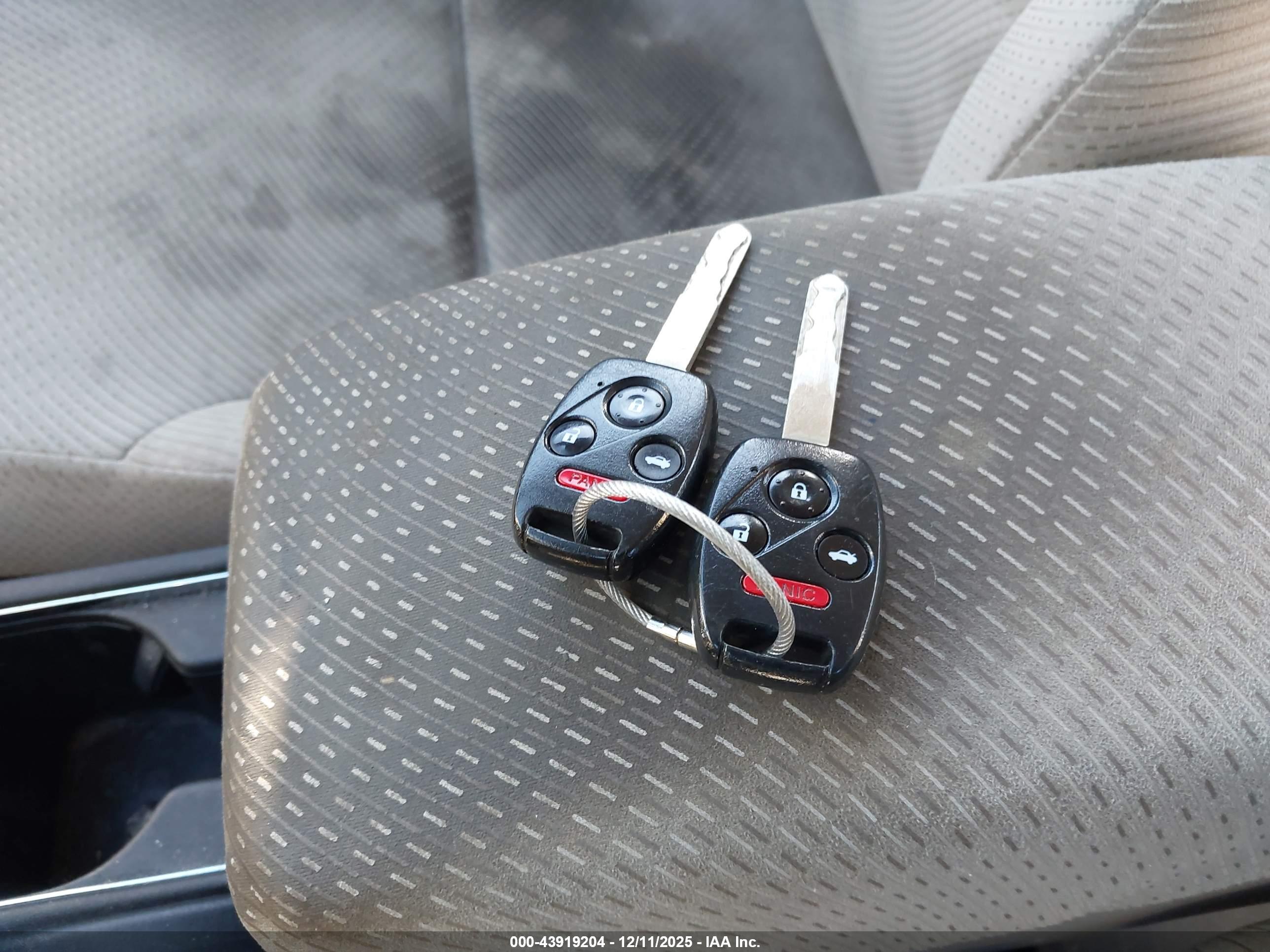 HONDA CIVIC image 11