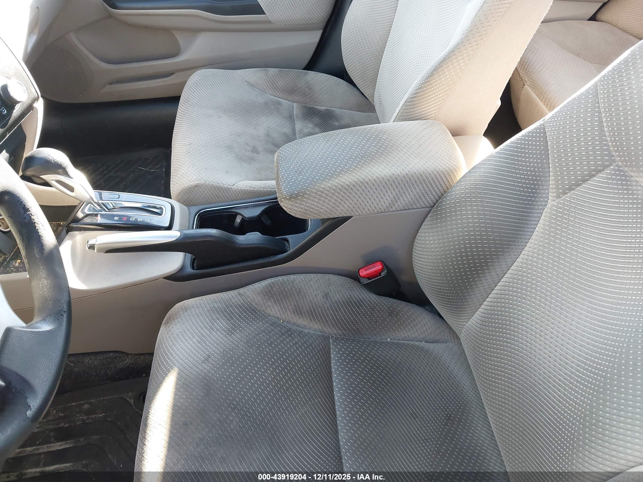 HONDA CIVIC image 6