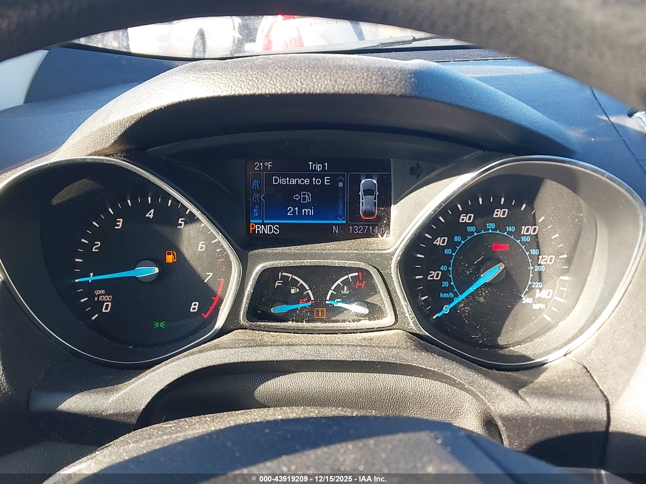 FORD ESCAPE image 7