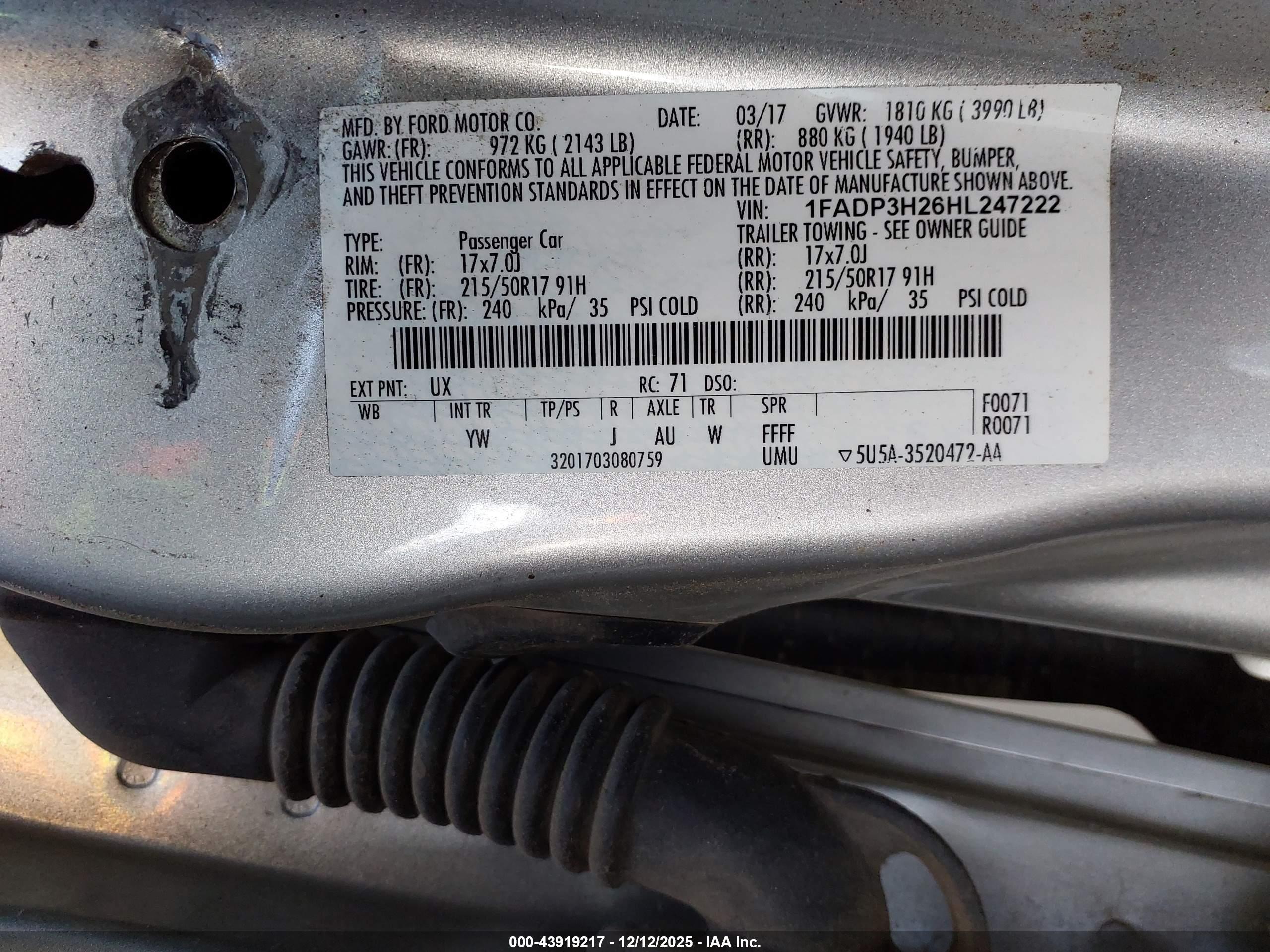 FORD FOCUS image 9