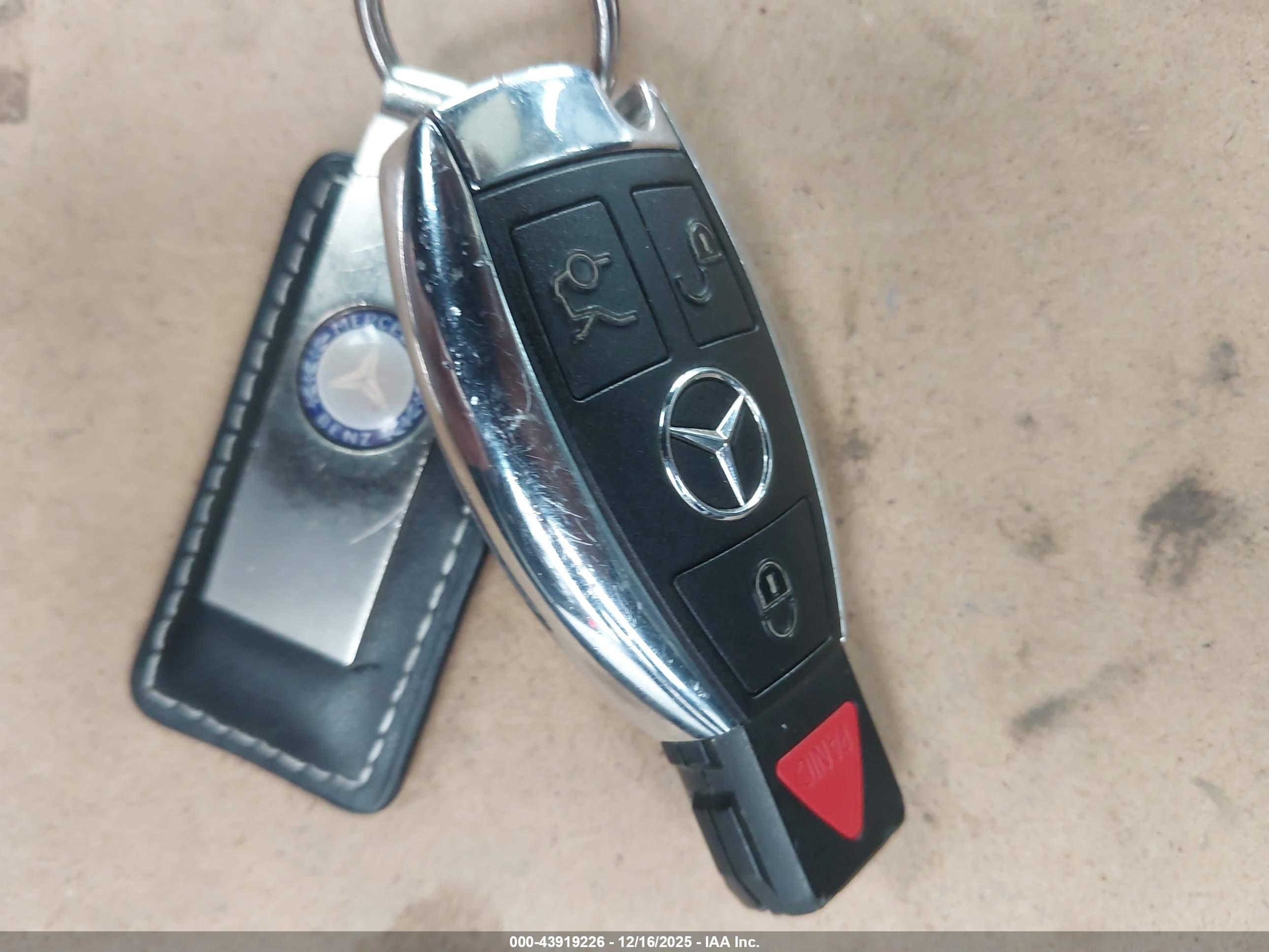 MERCEDES-BENZ C image 11