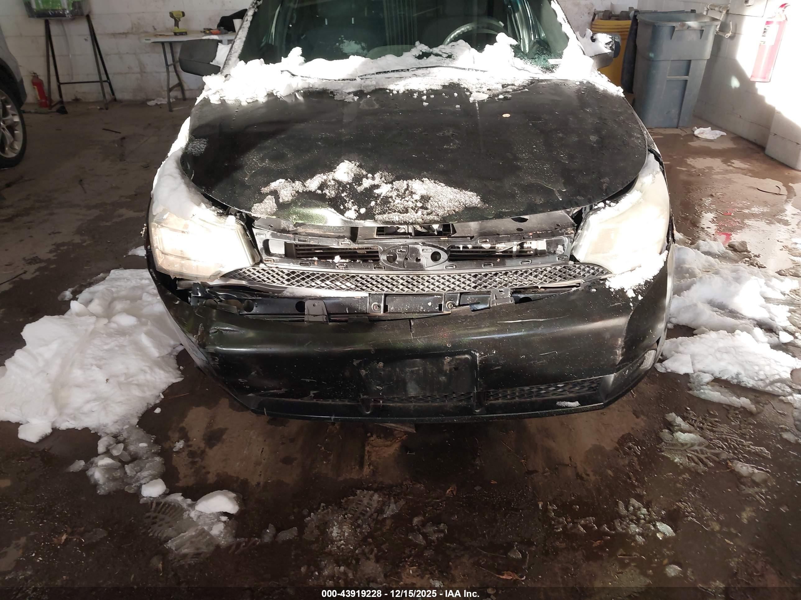 FORD FOCUS image 6