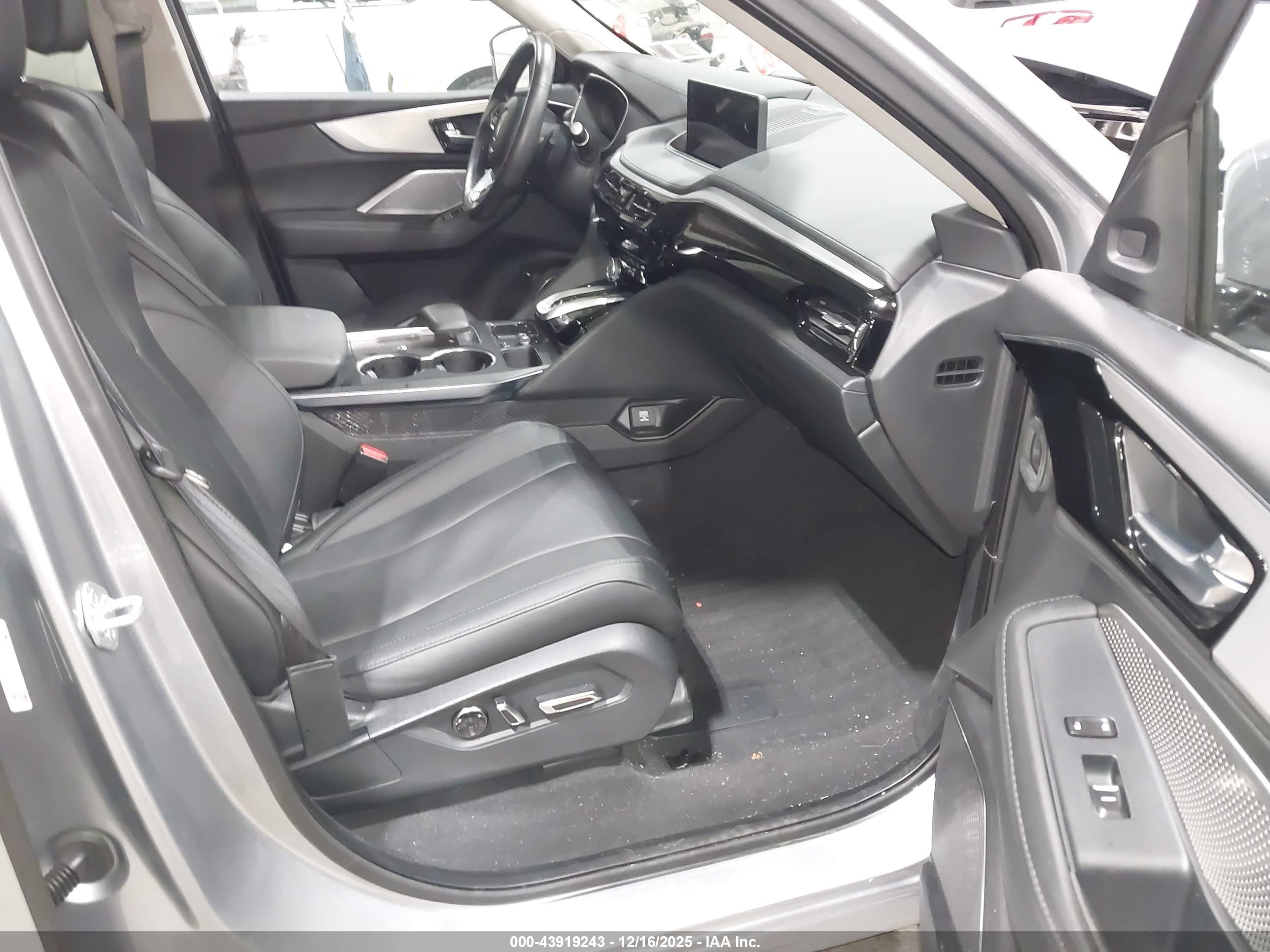 ACURA MDX image 5