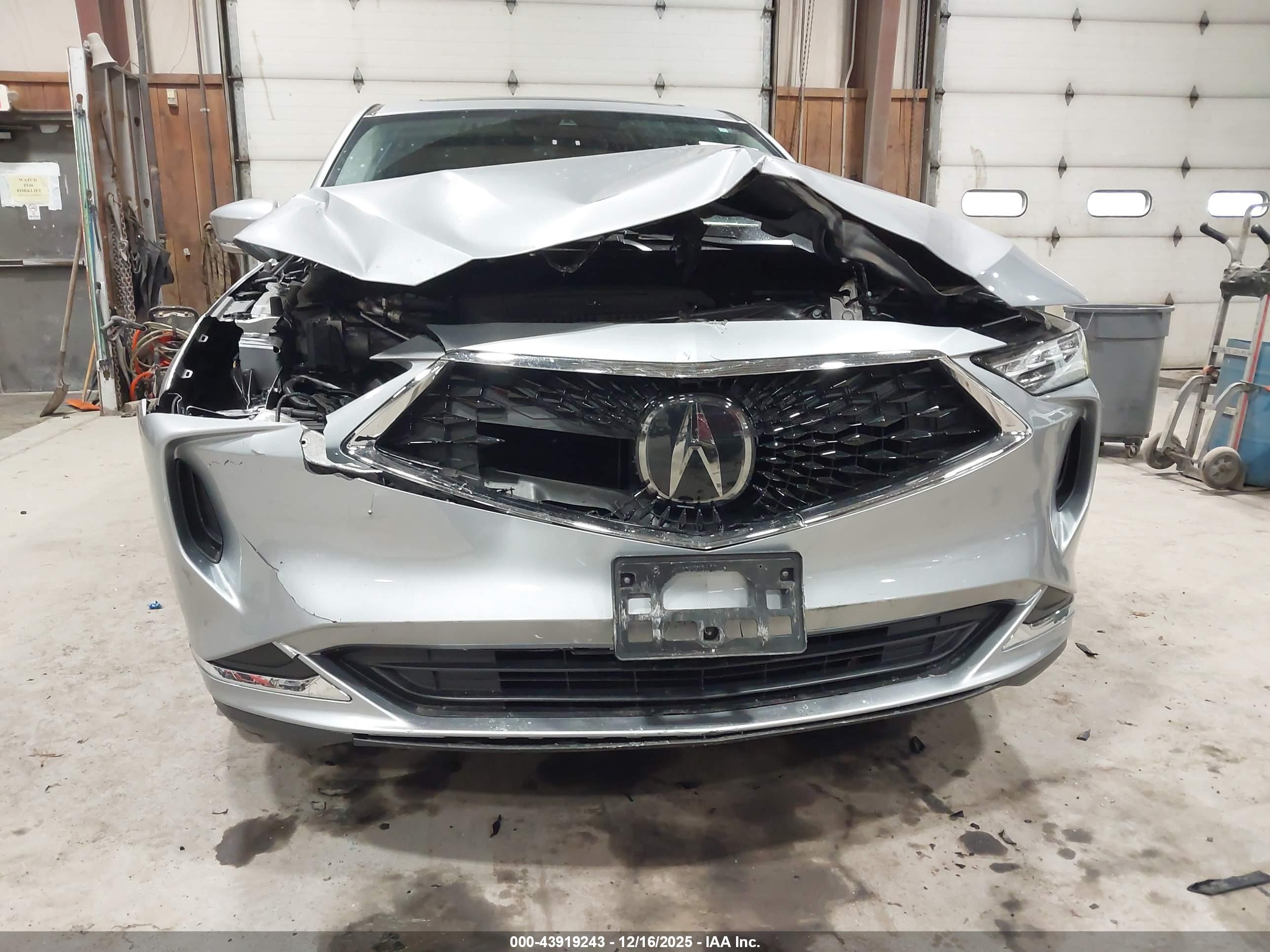 ACURA MDX image 6