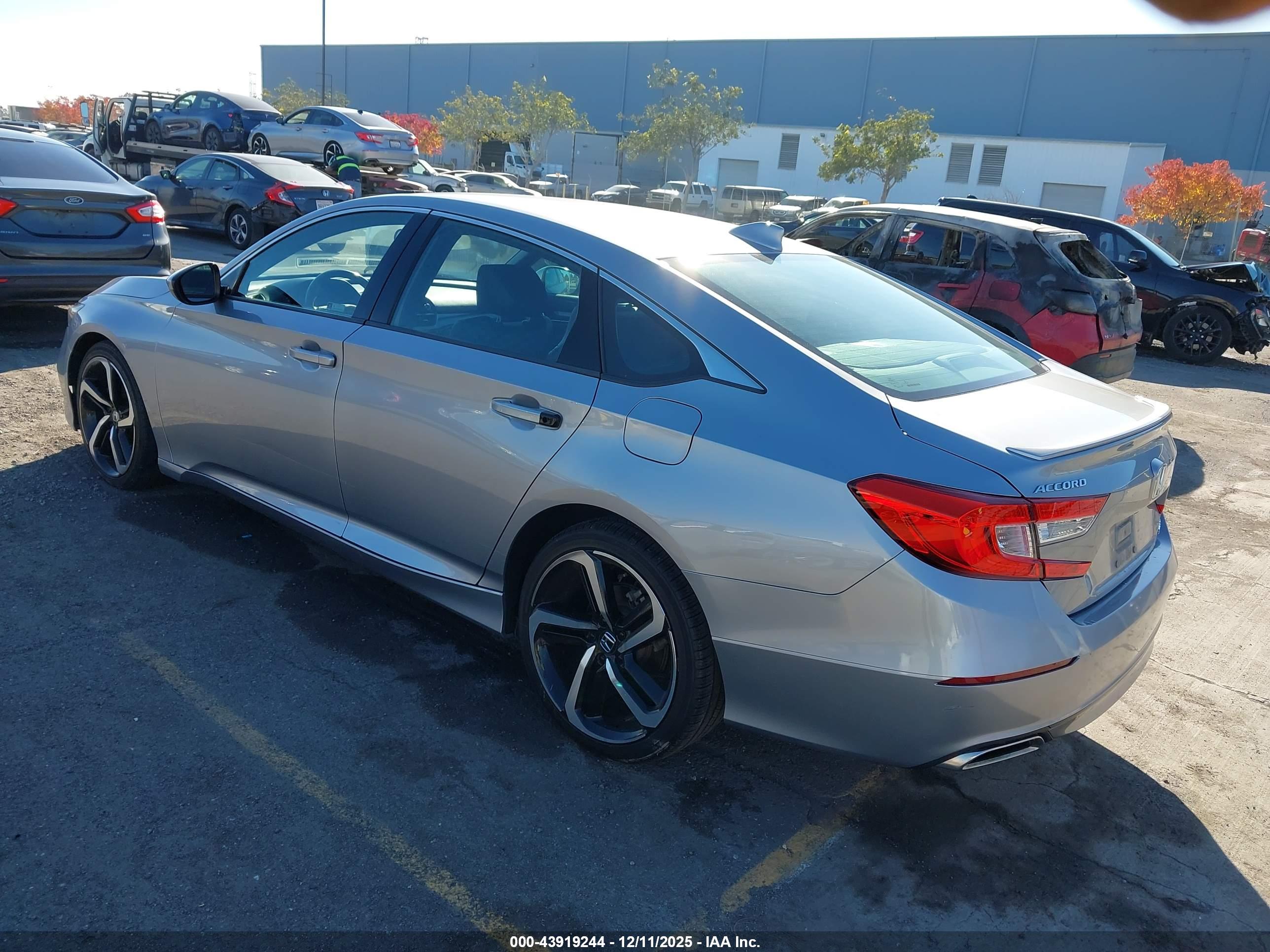 HONDA ACCORD image 3