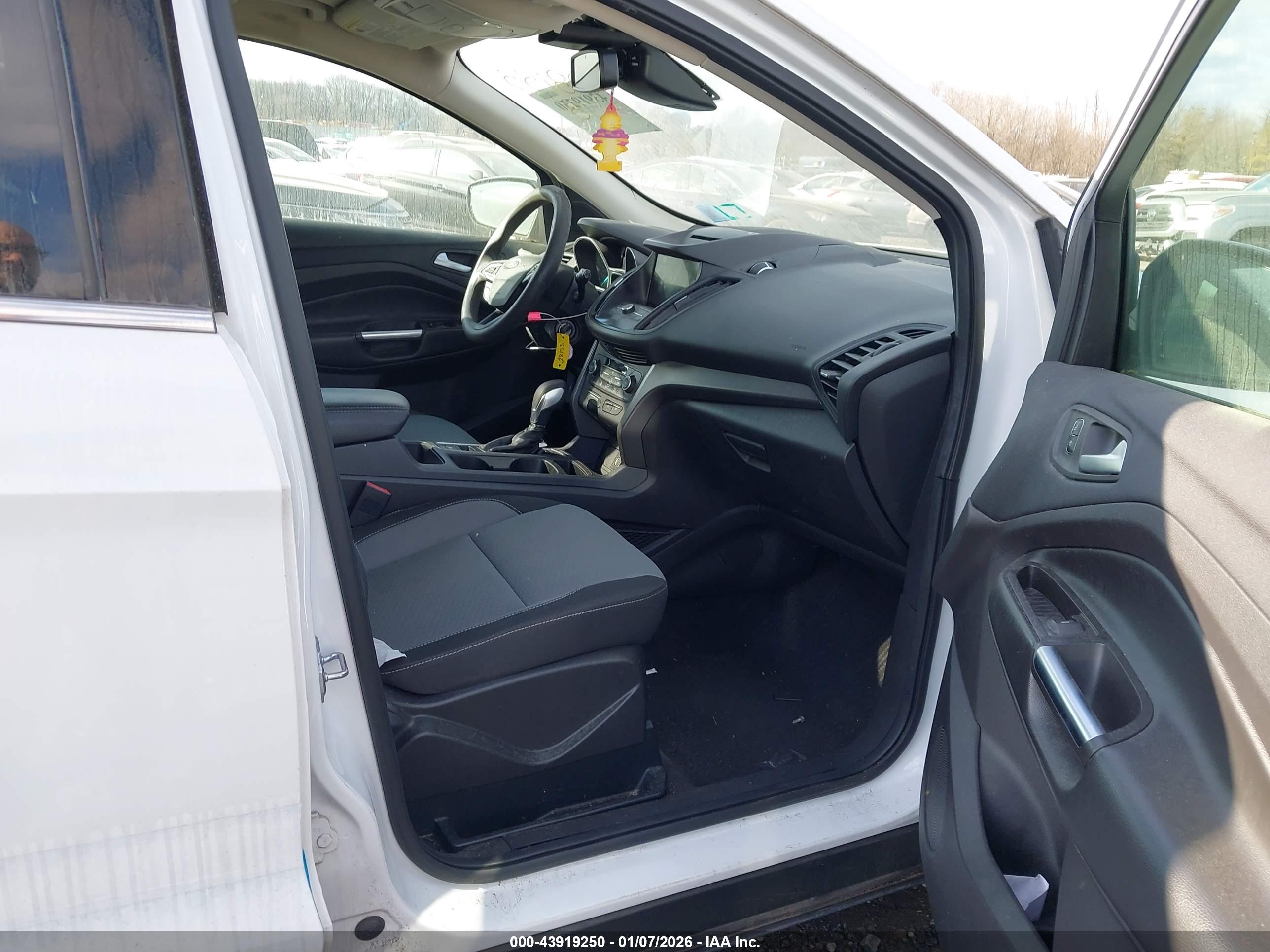 FORD ESCAPE image 5
