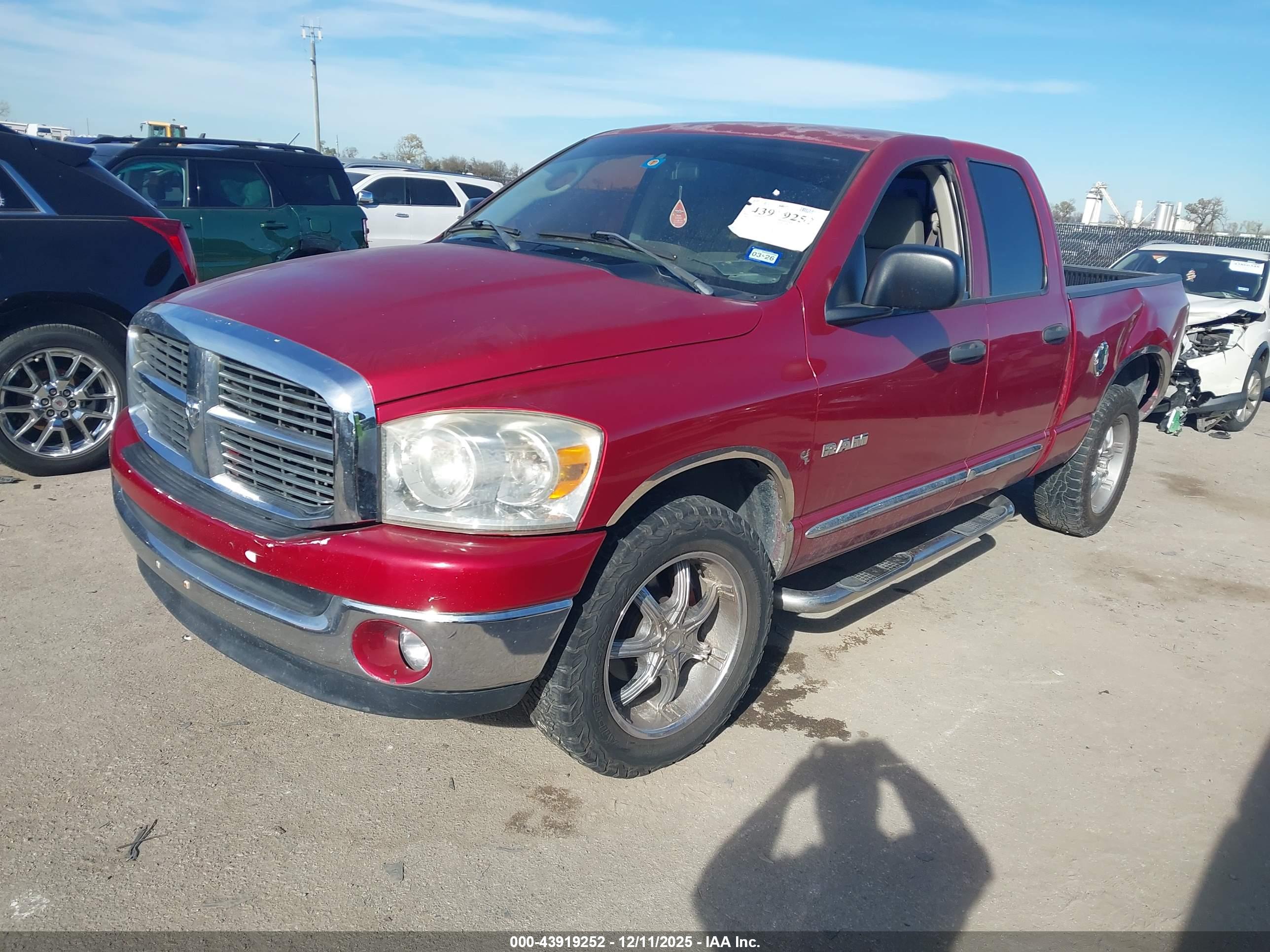 DODGE RAM image 2