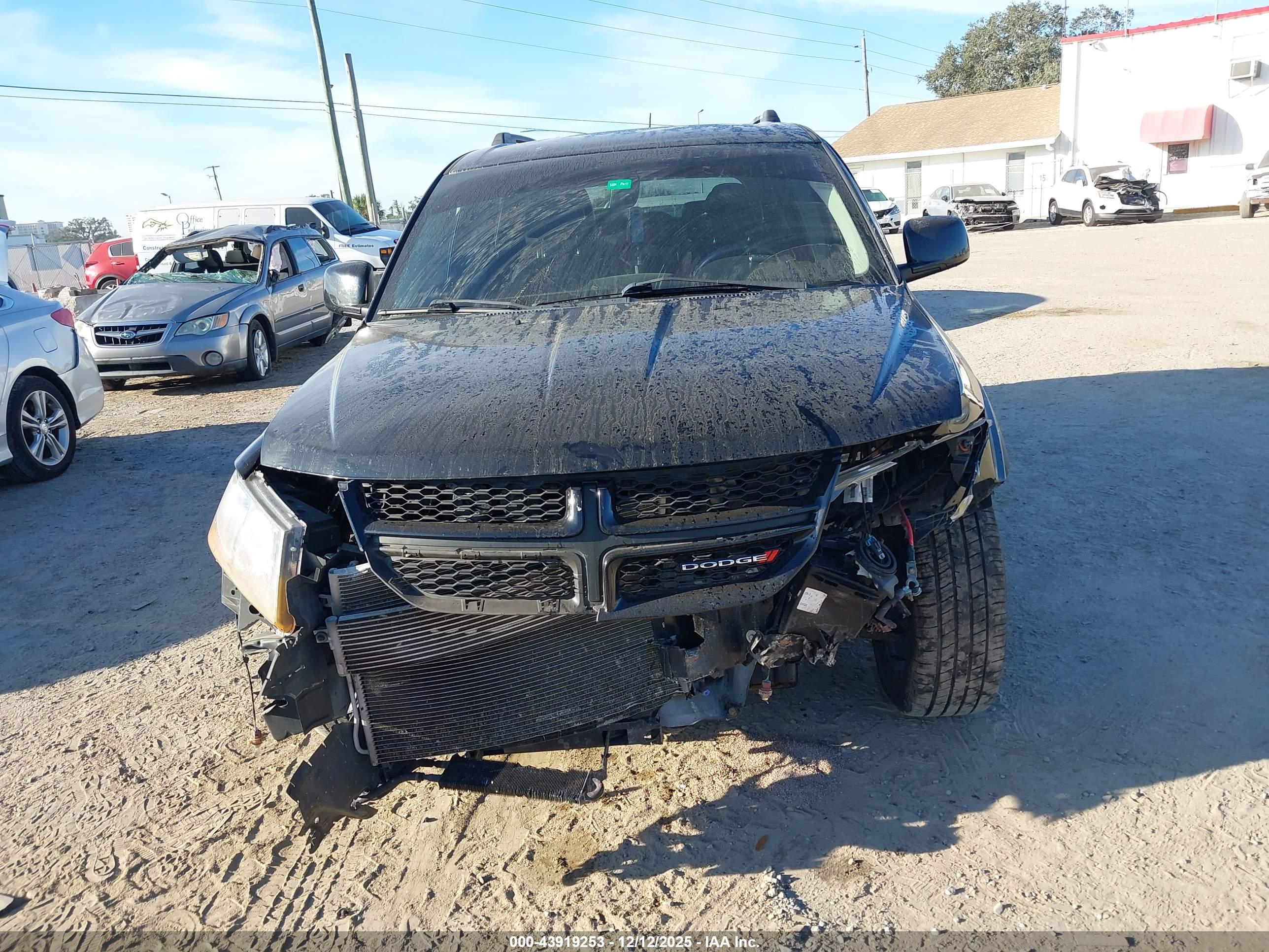 DODGE JOURNEY image 6