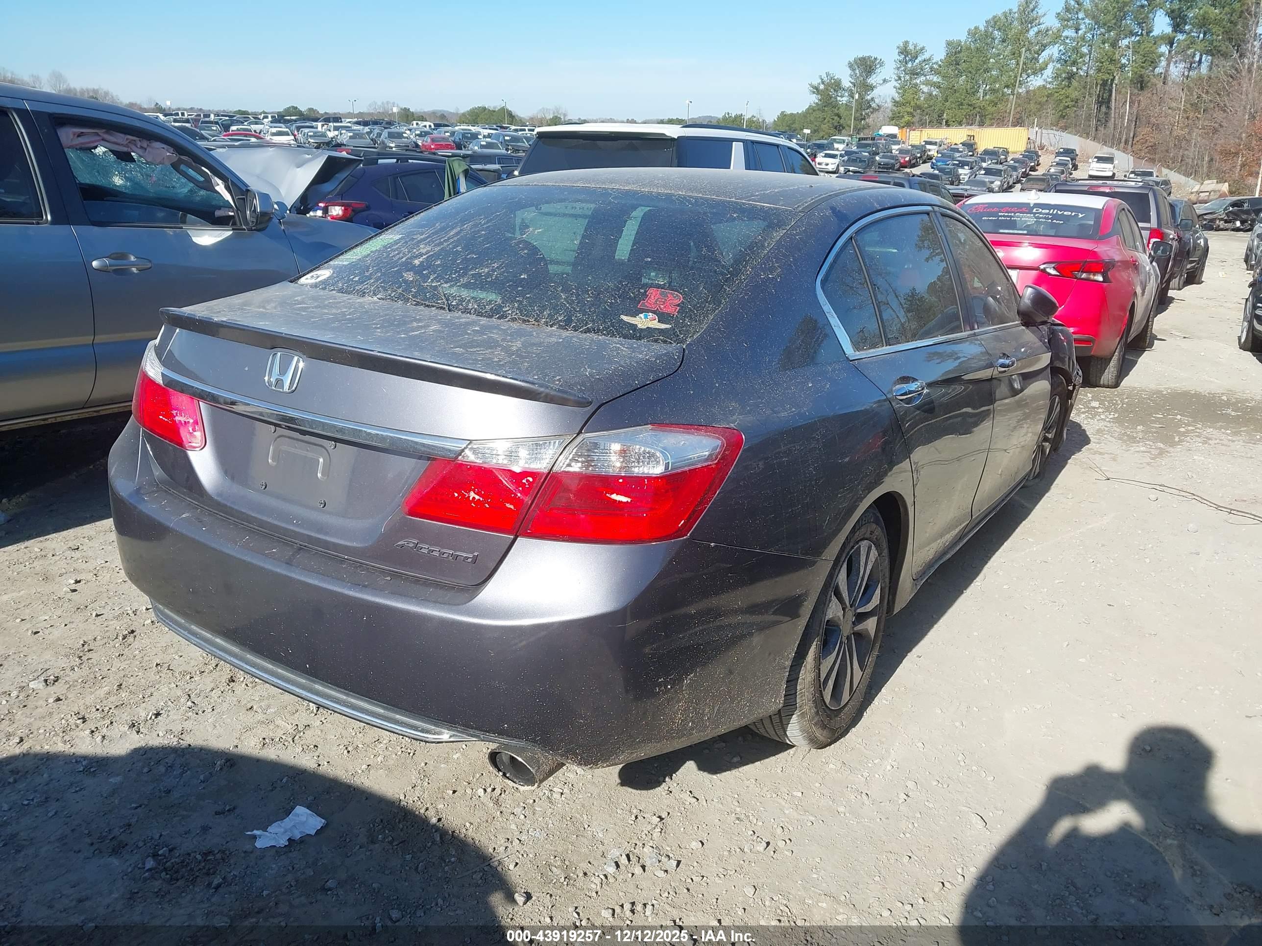 HONDA ACCORD image 4