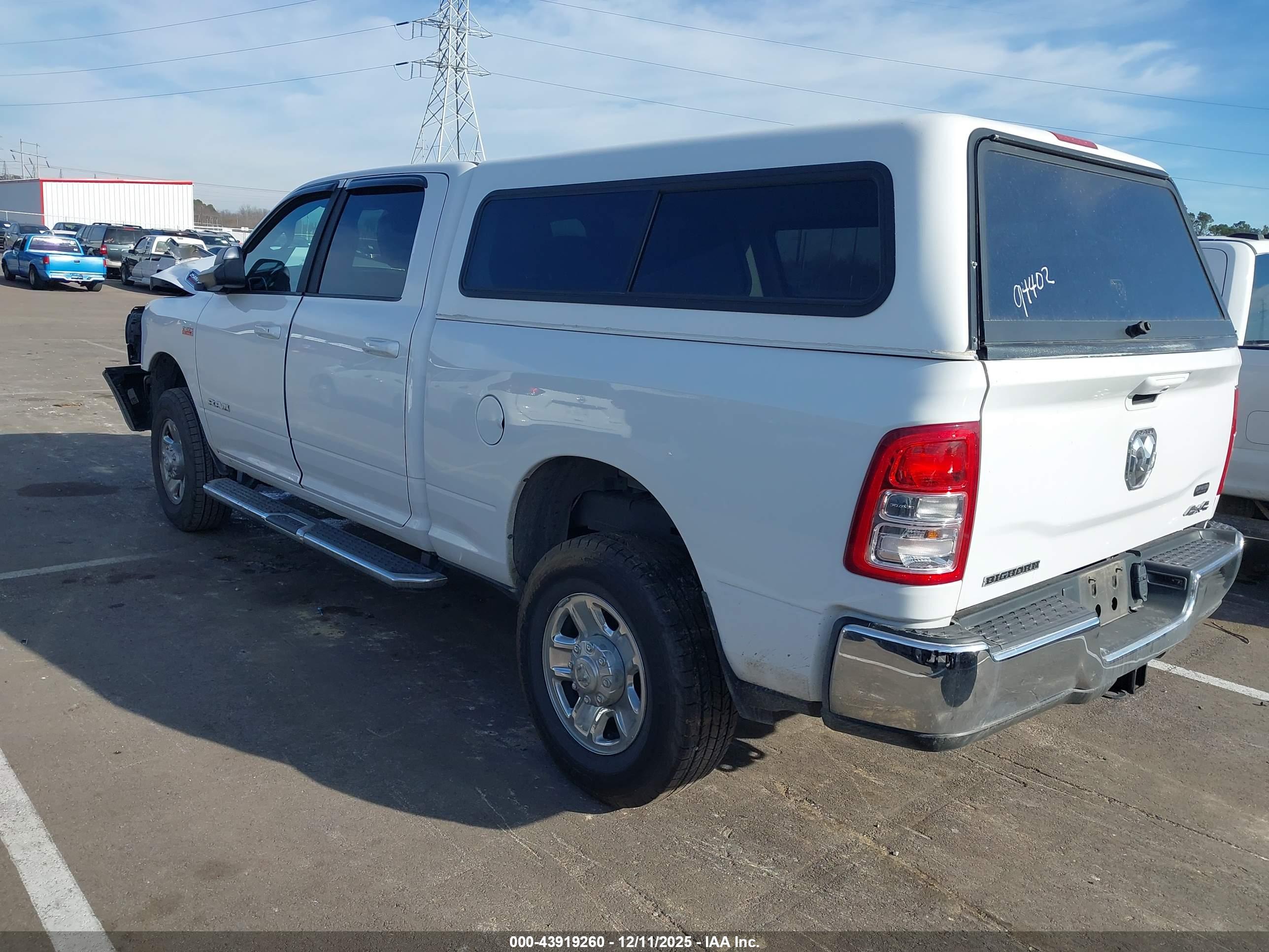 RAM 2500 image 3