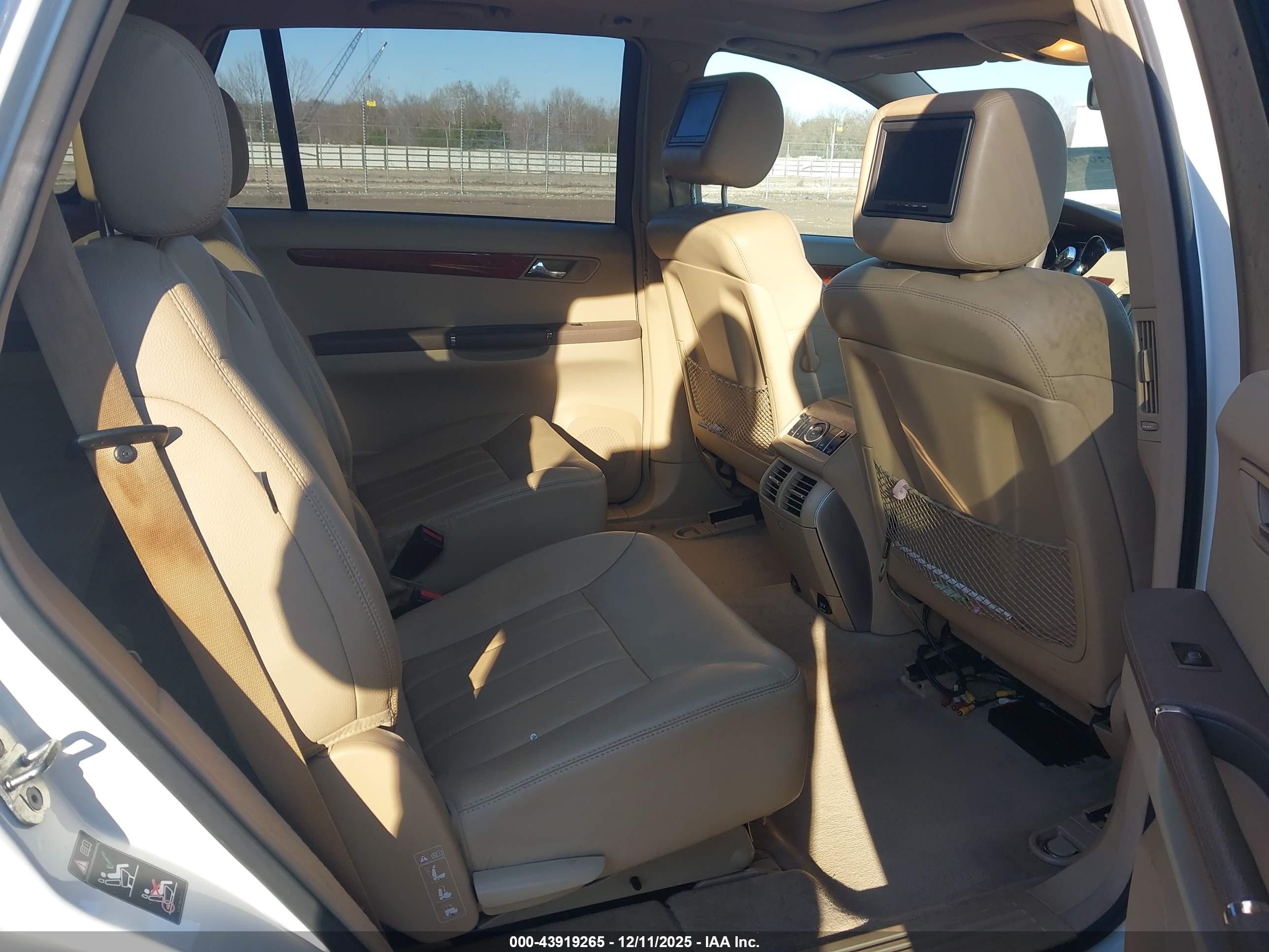 MERCEDES-BENZ R image 8
