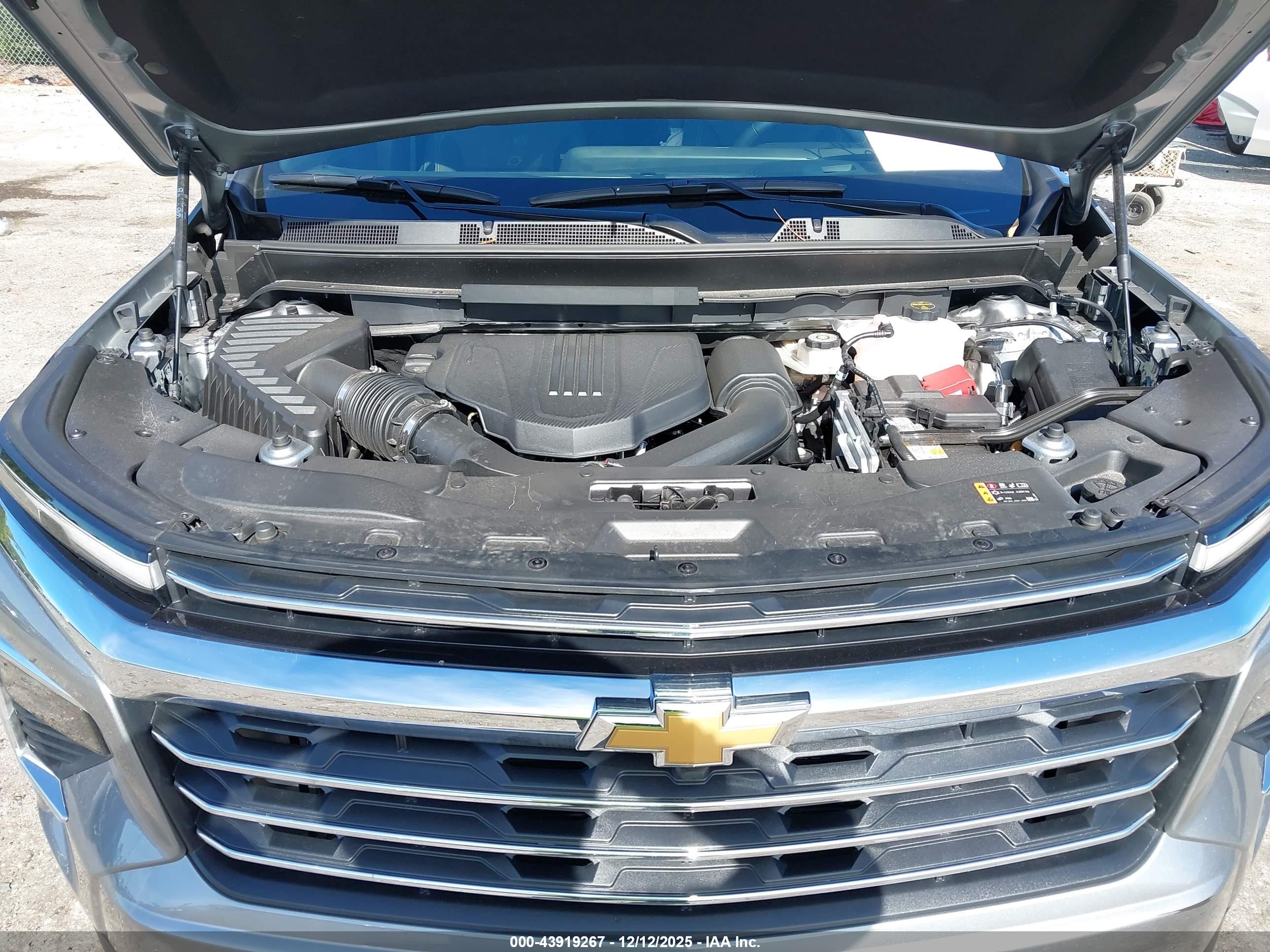 CHEVROLET TRAVERSE image 10