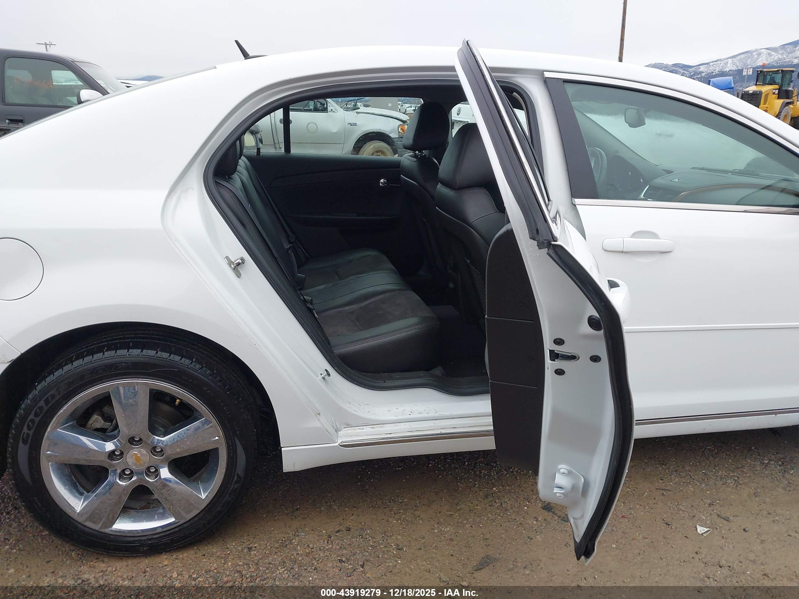 CHEVROLET MALIBU image 8
