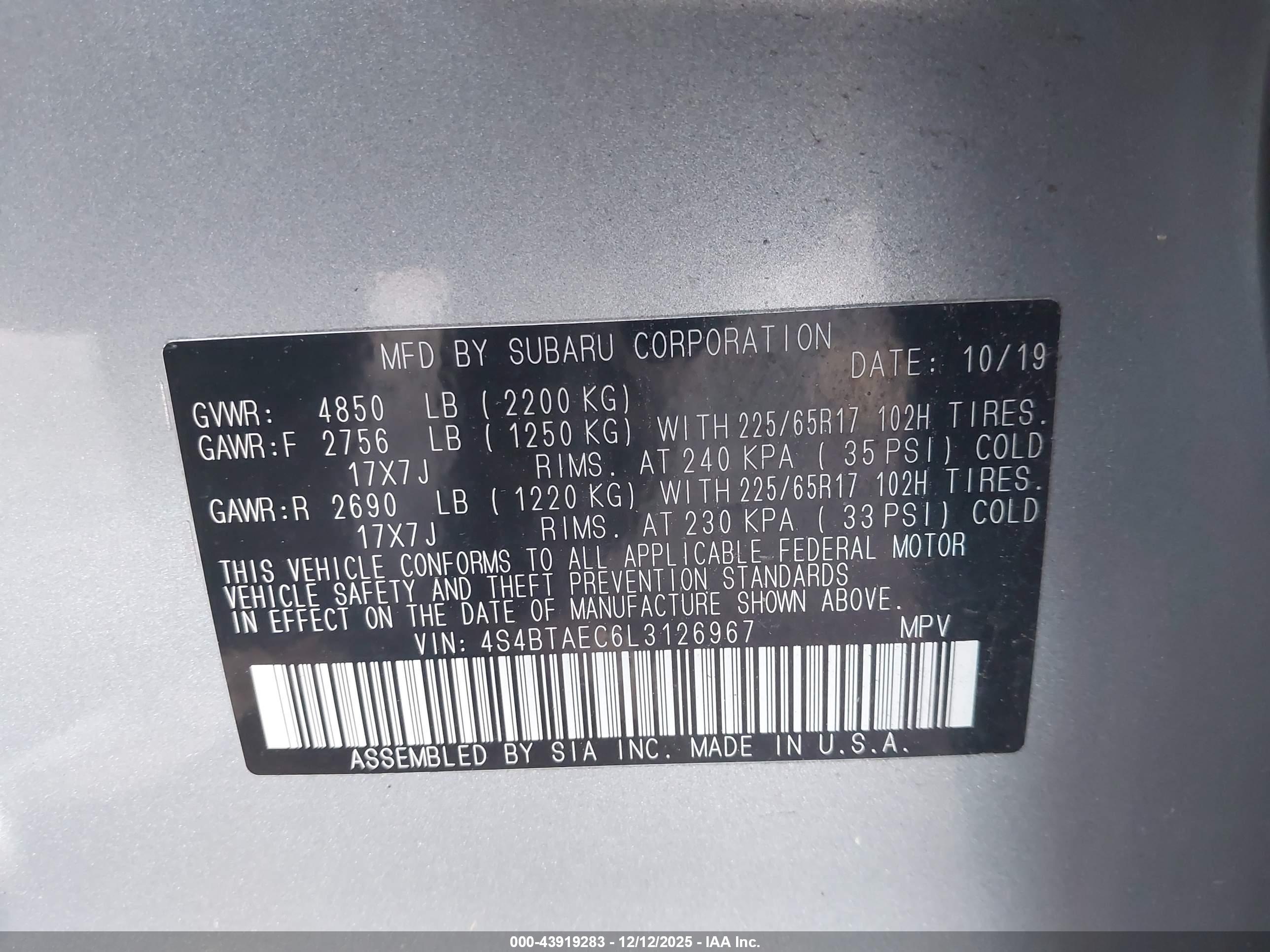 SUBARU OUTBACK image 9
