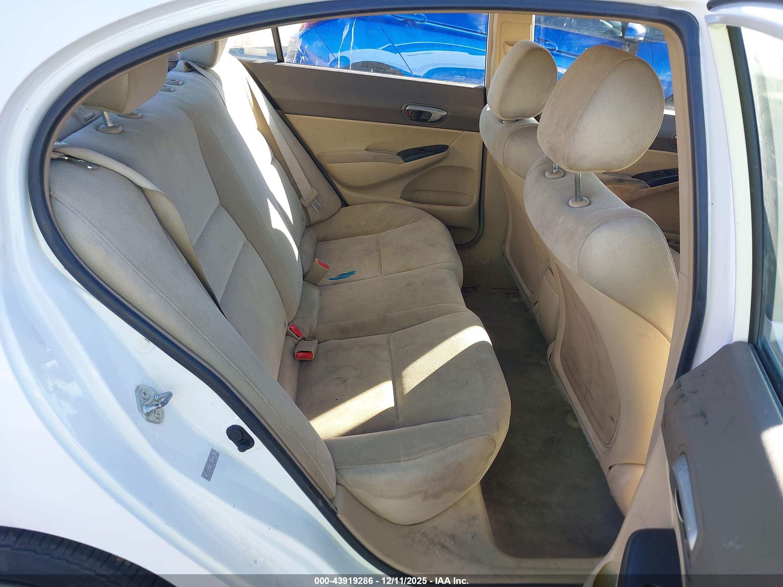 HONDA CIVIC image 8