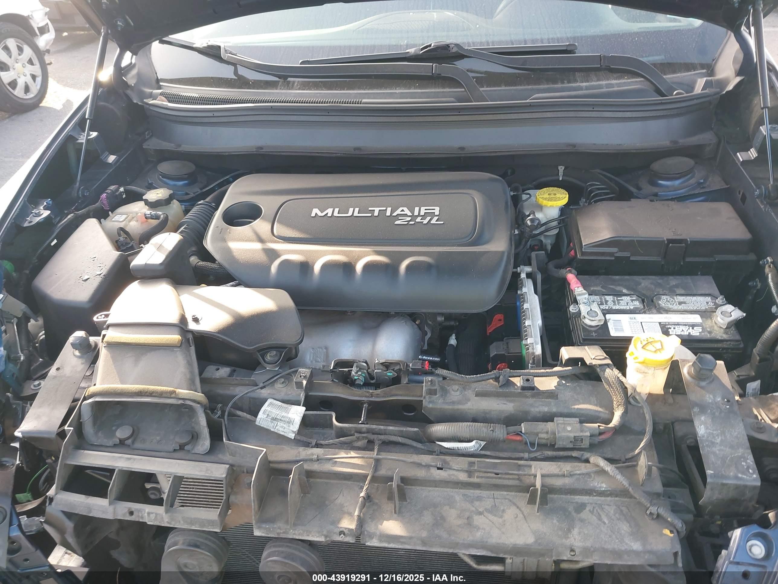 JEEP CHEROKEE image 10