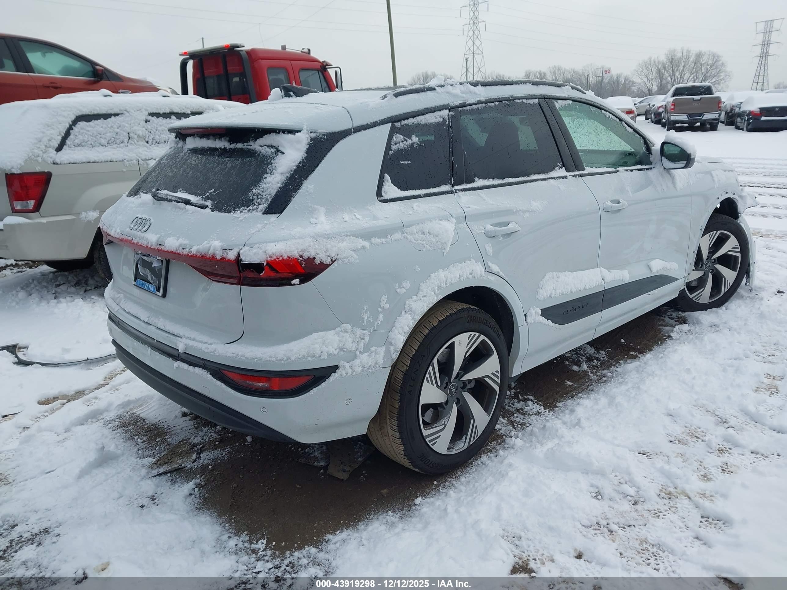 AUDI Q6 image 4